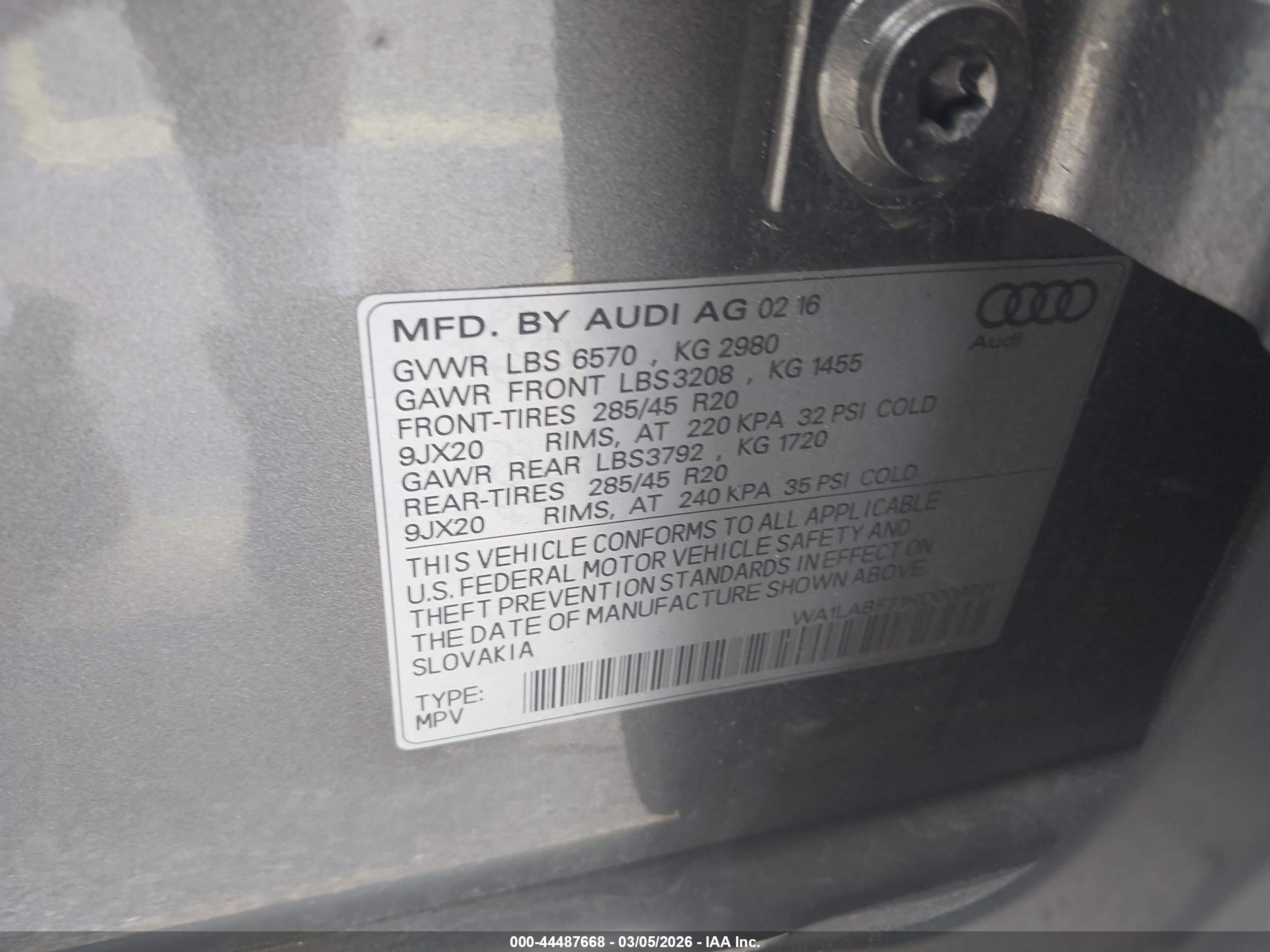 AUDI Q7 image 9