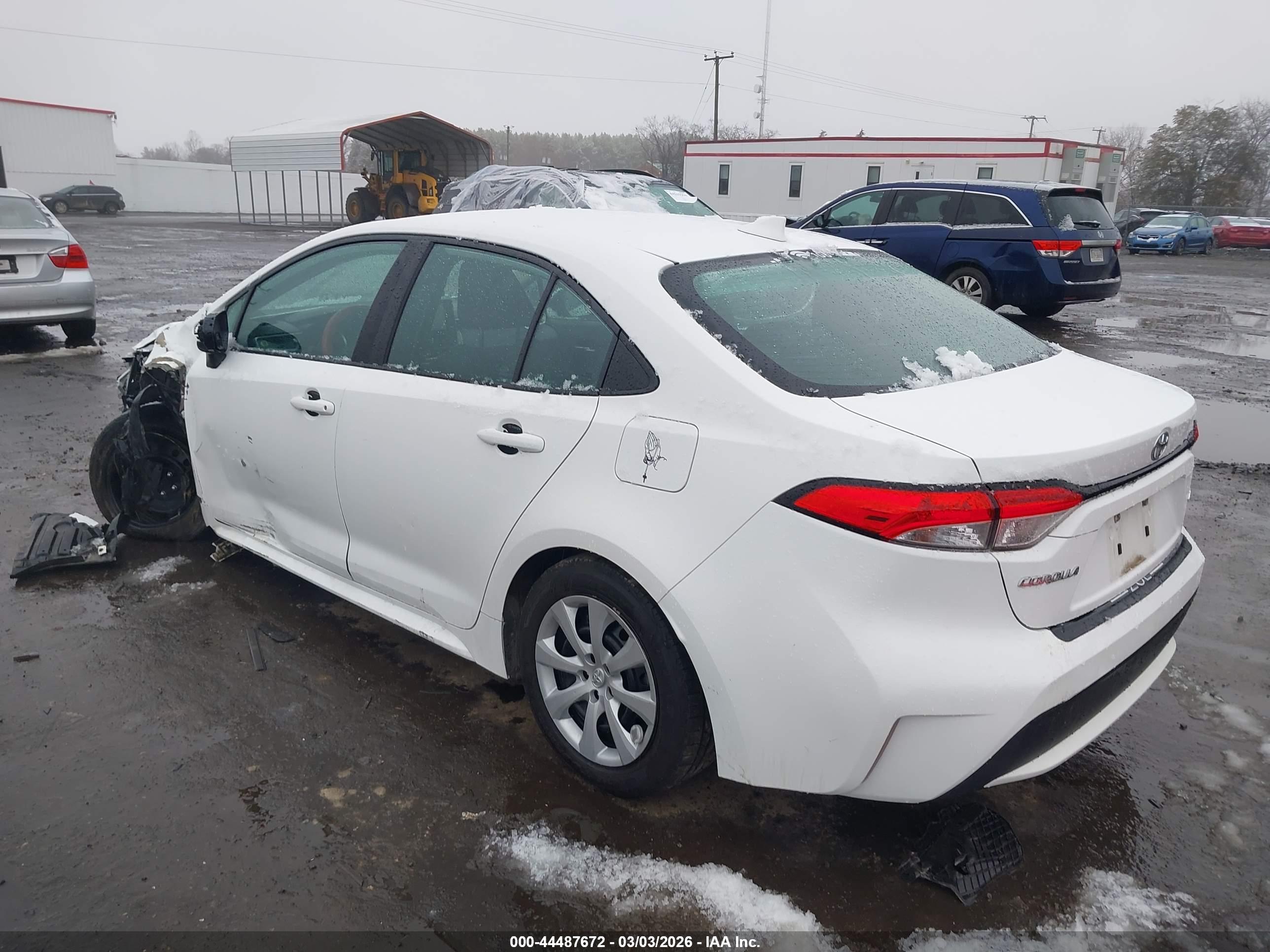 TOYOTA COROLLA image 3