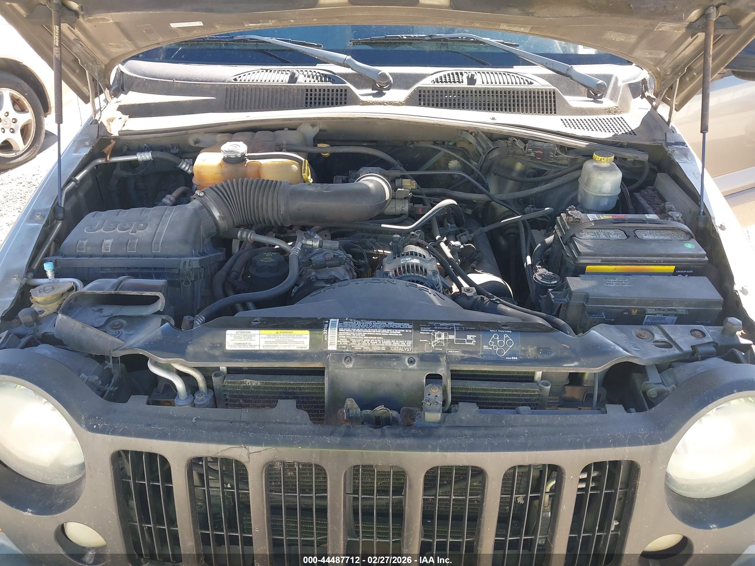 JEEP LIBERTY image 10