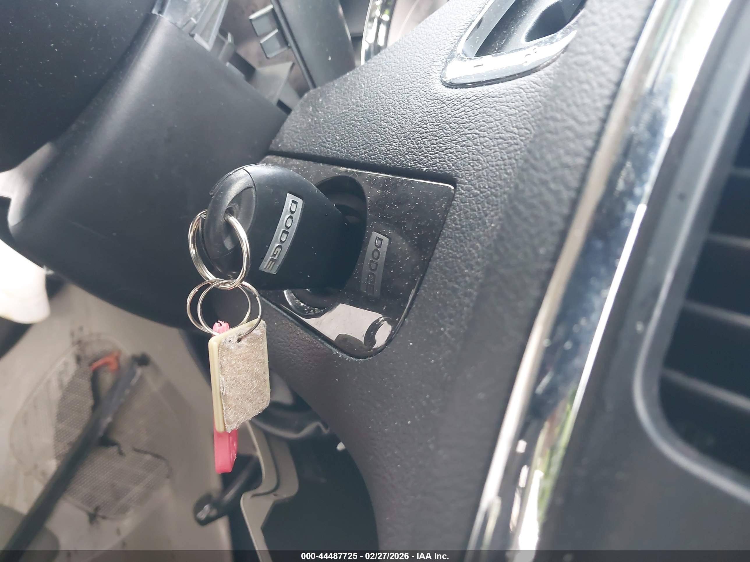 DODGE GRAND image 11