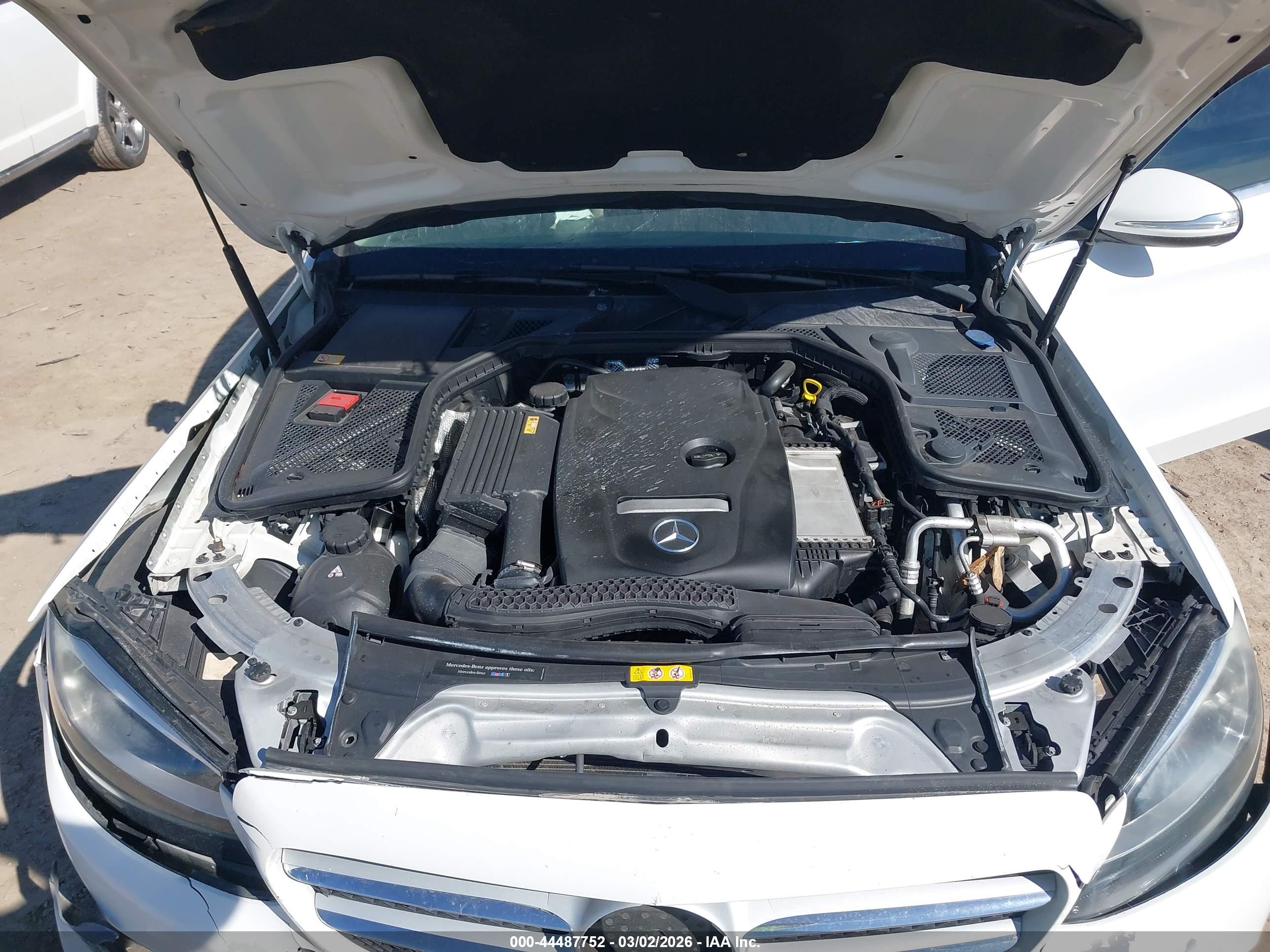 MERCEDES-BENZ C image 10