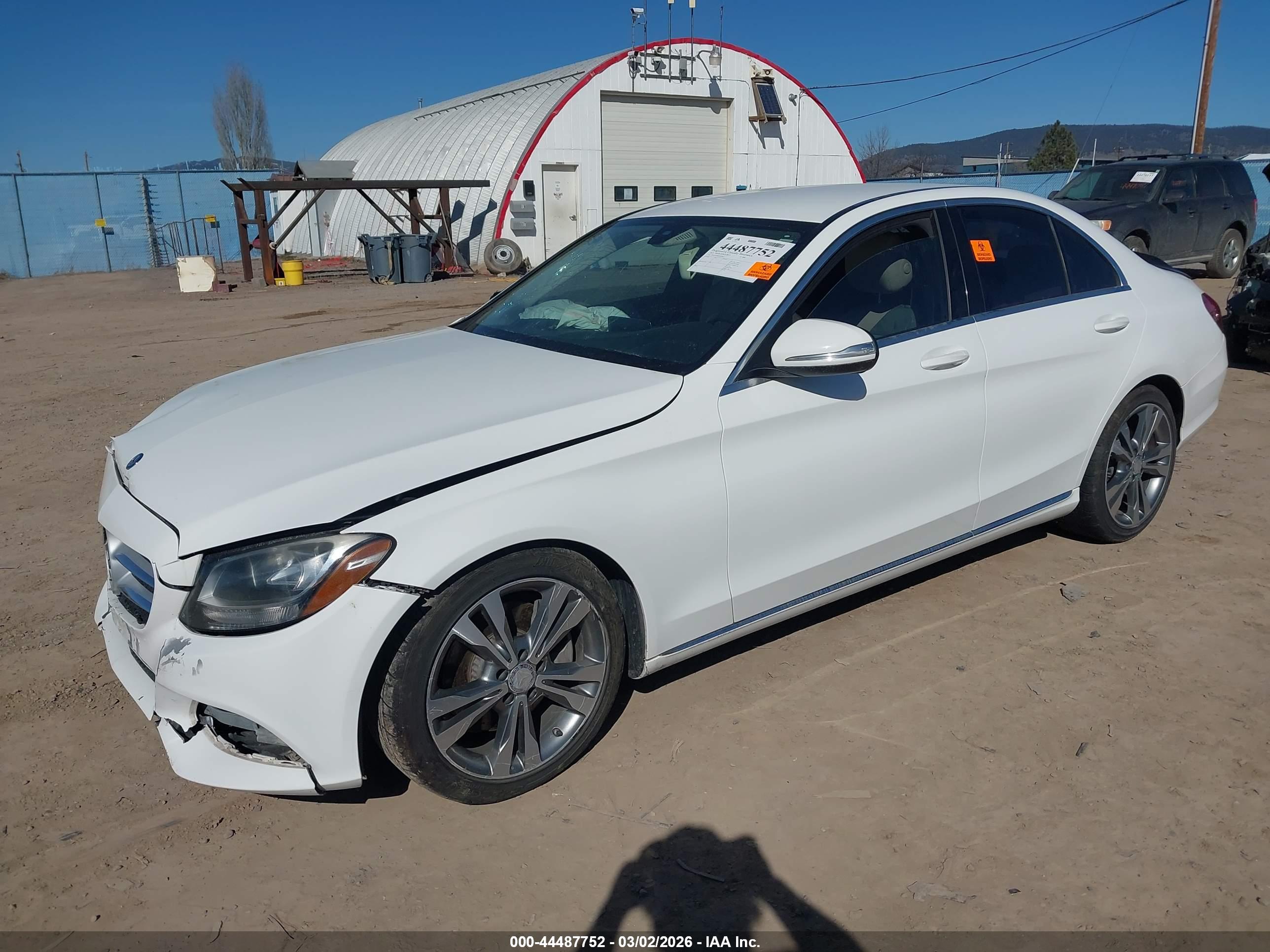 MERCEDES-BENZ C image 2