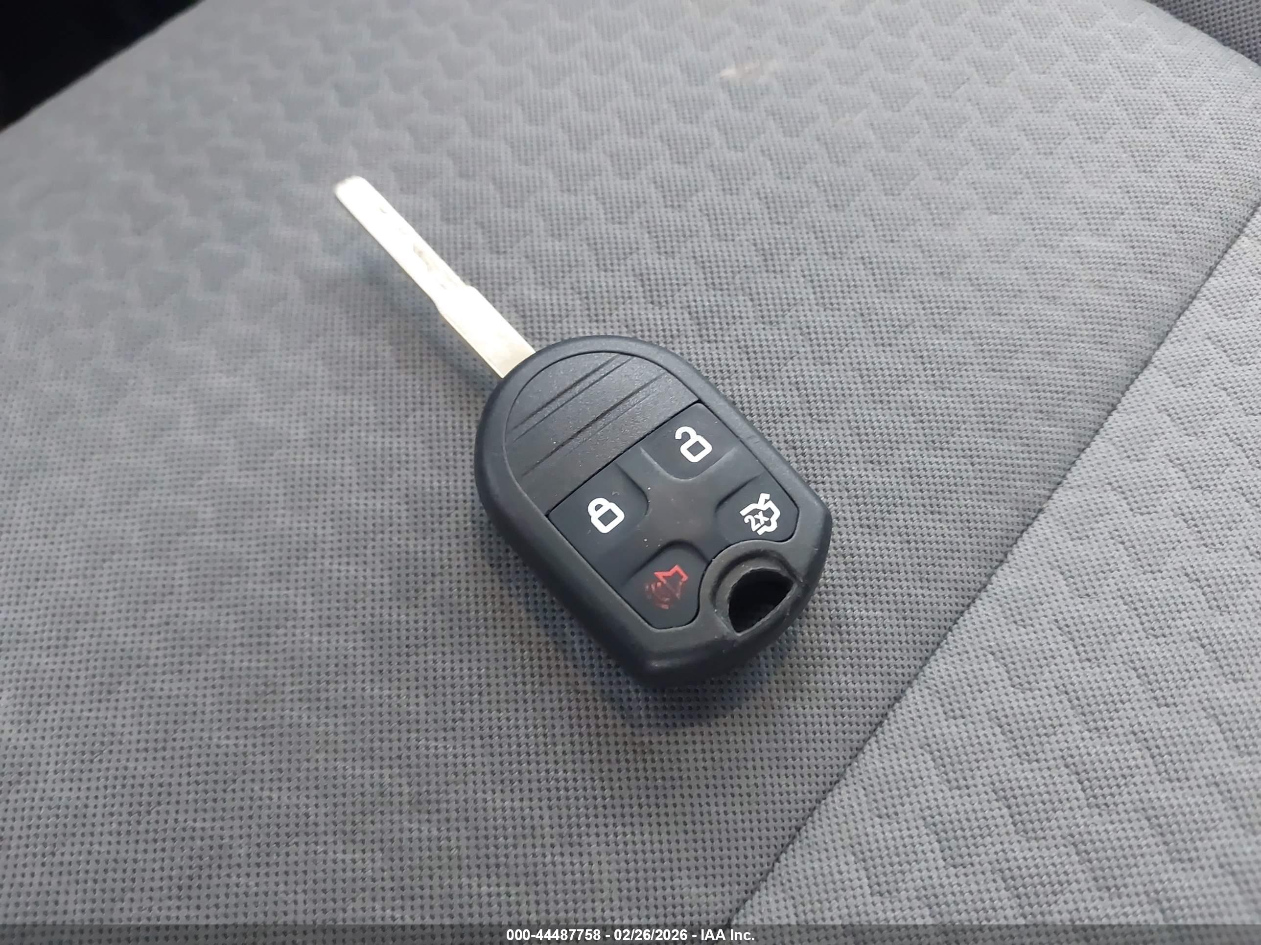 FORD ESCAPE image 11