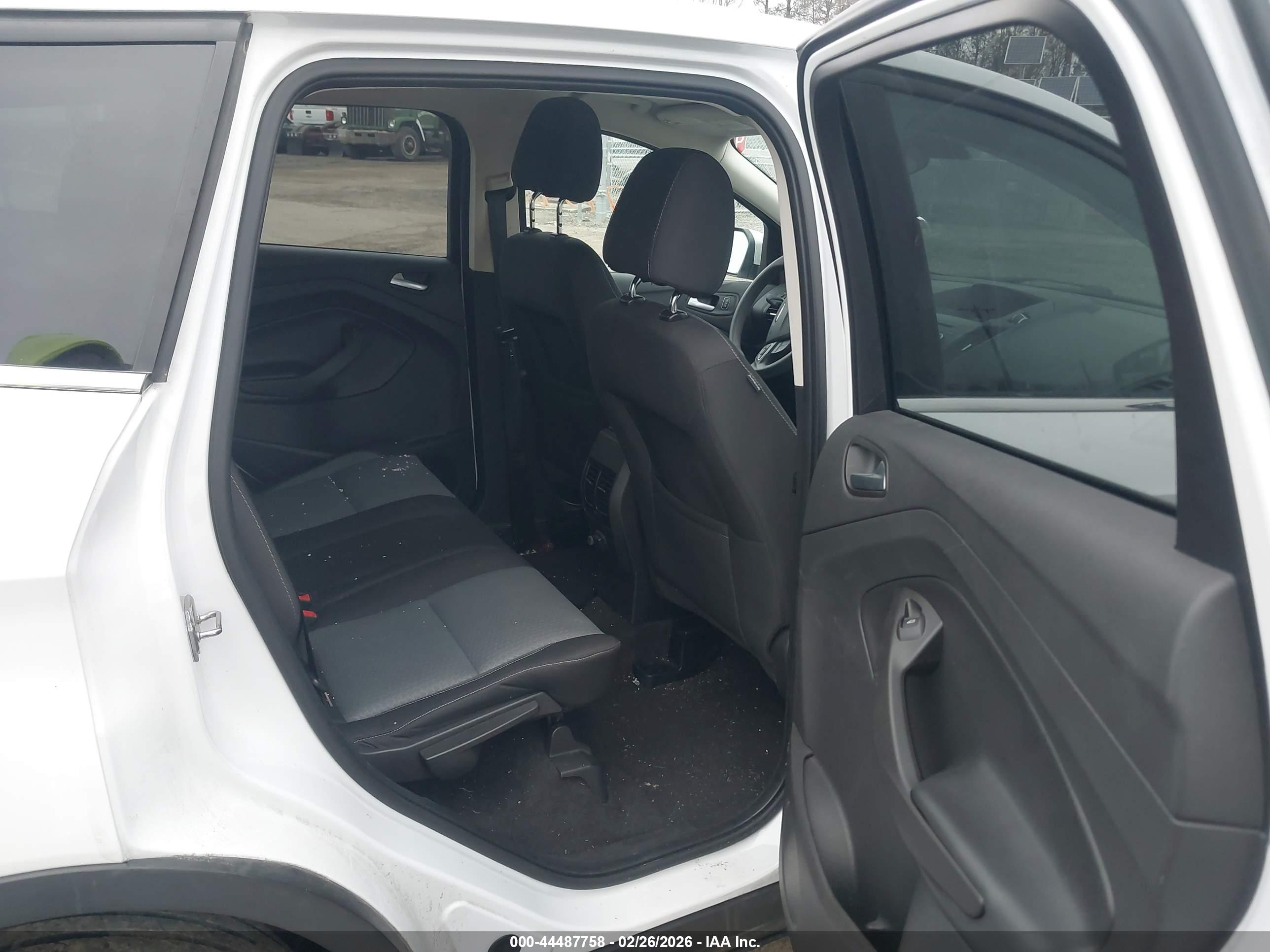 FORD ESCAPE image 8
