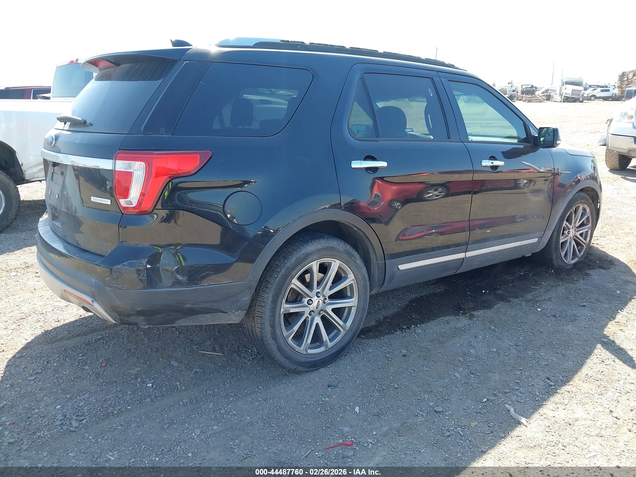 FORD EXPLORER image 4