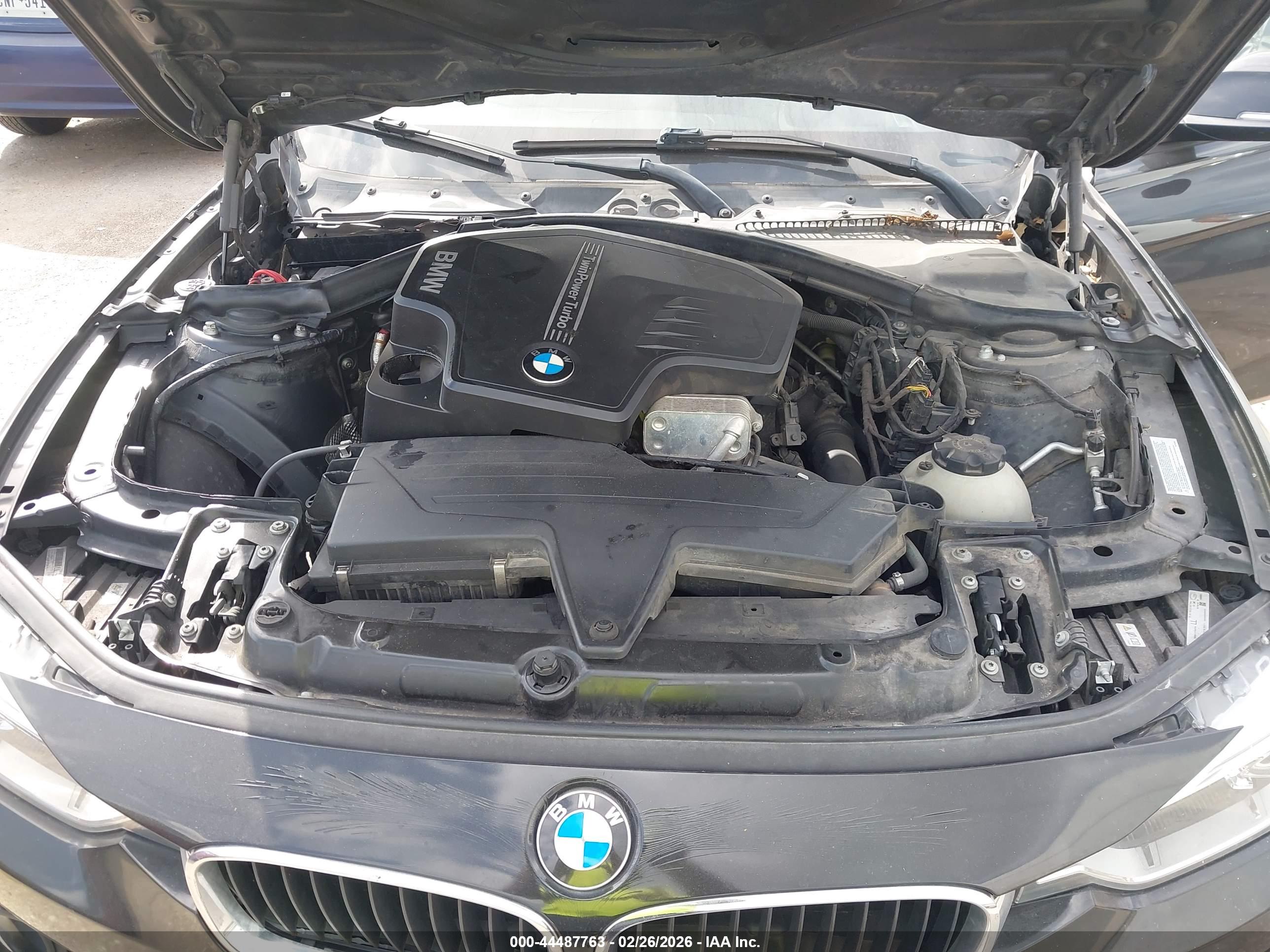 BMW 328I image 10
