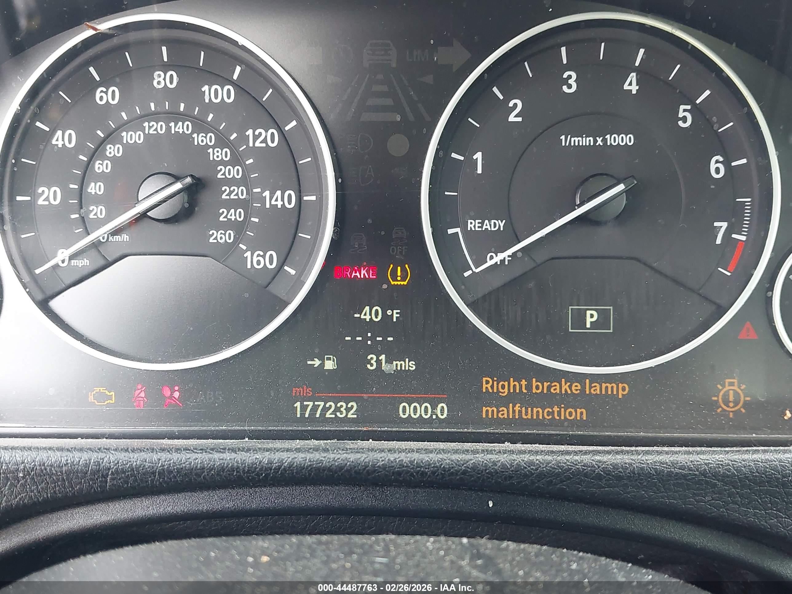 BMW 328I image 7