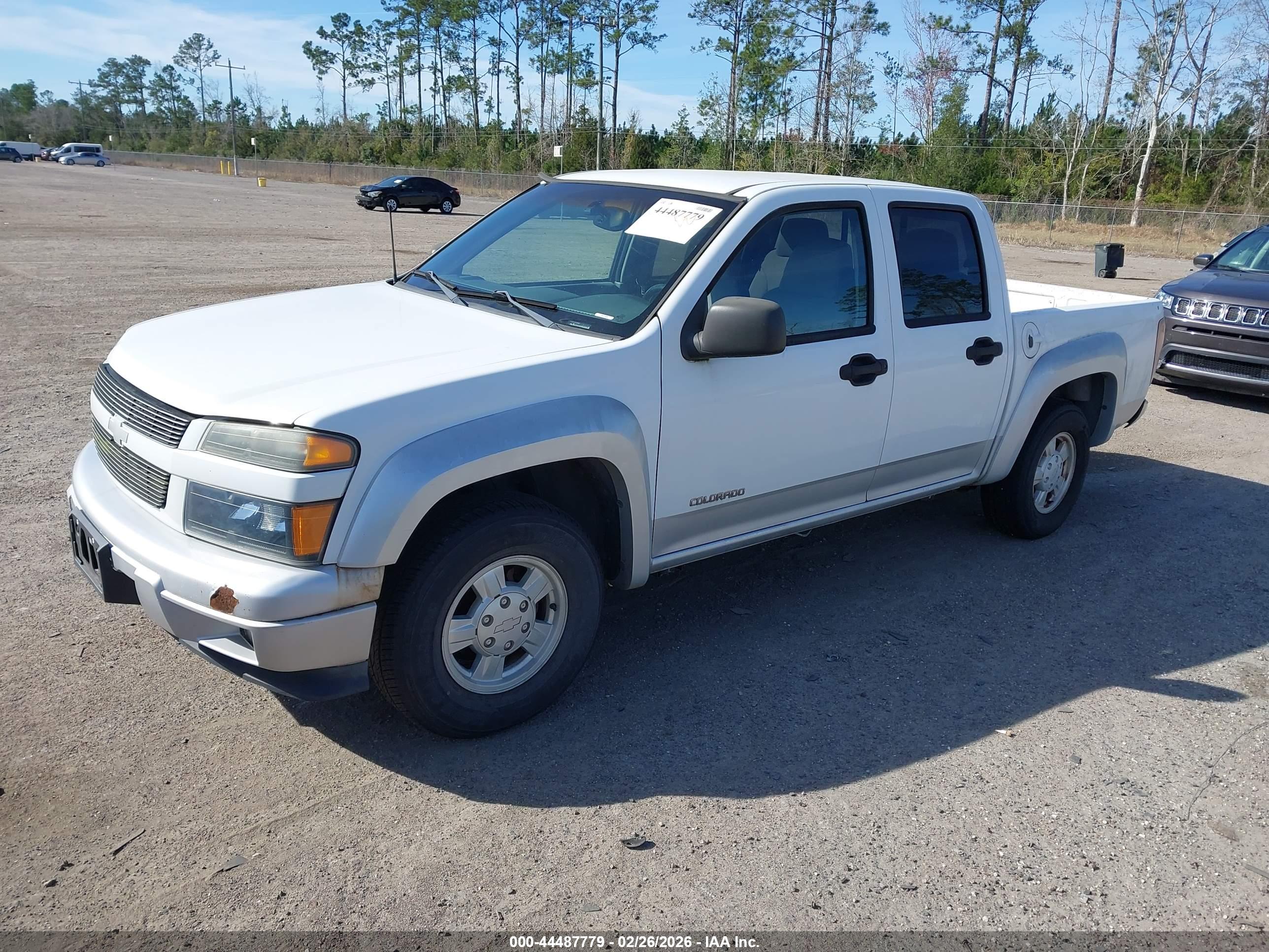 CHEVROLET COLORADO image 2