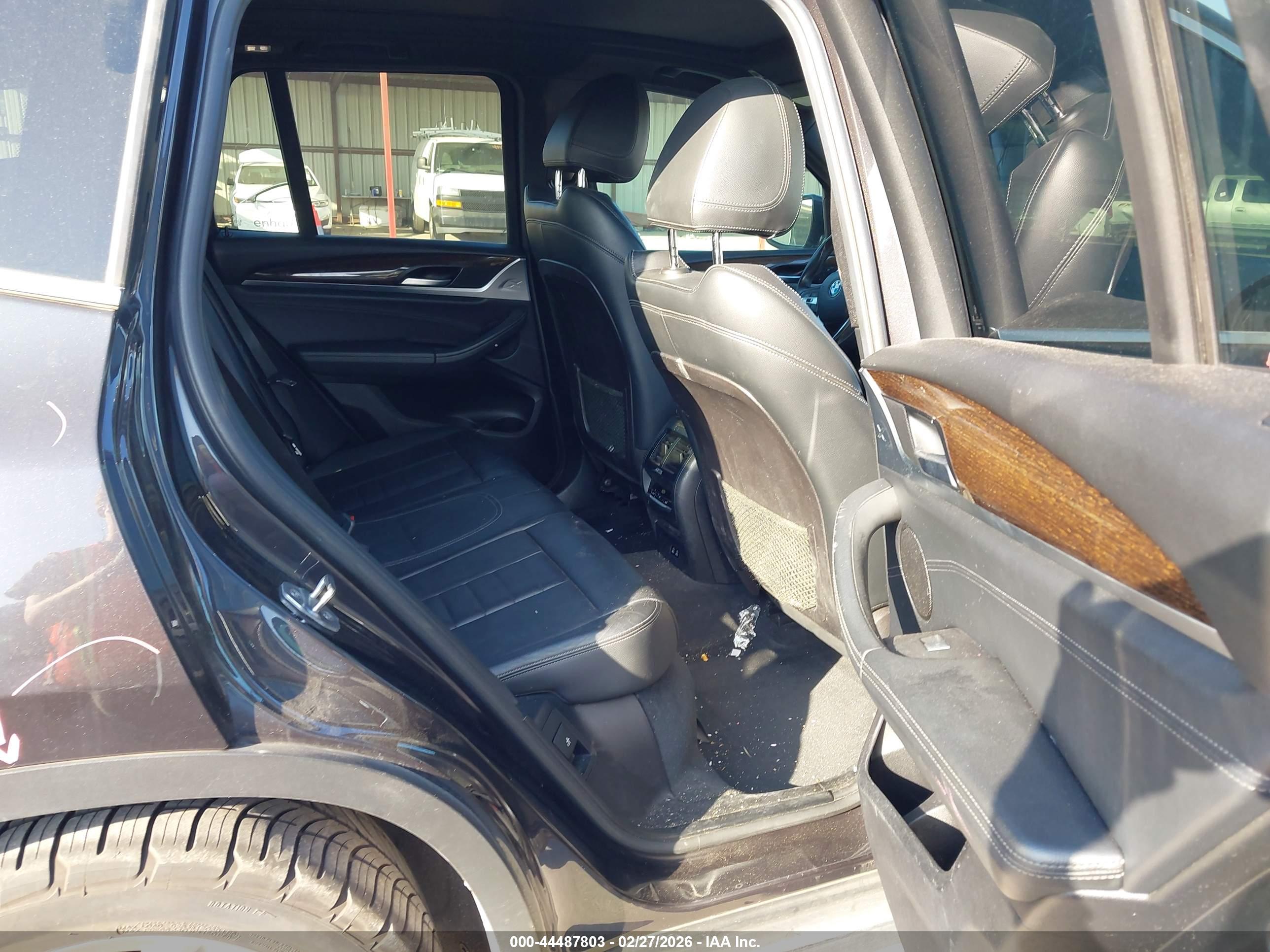 BMW X3 image 8