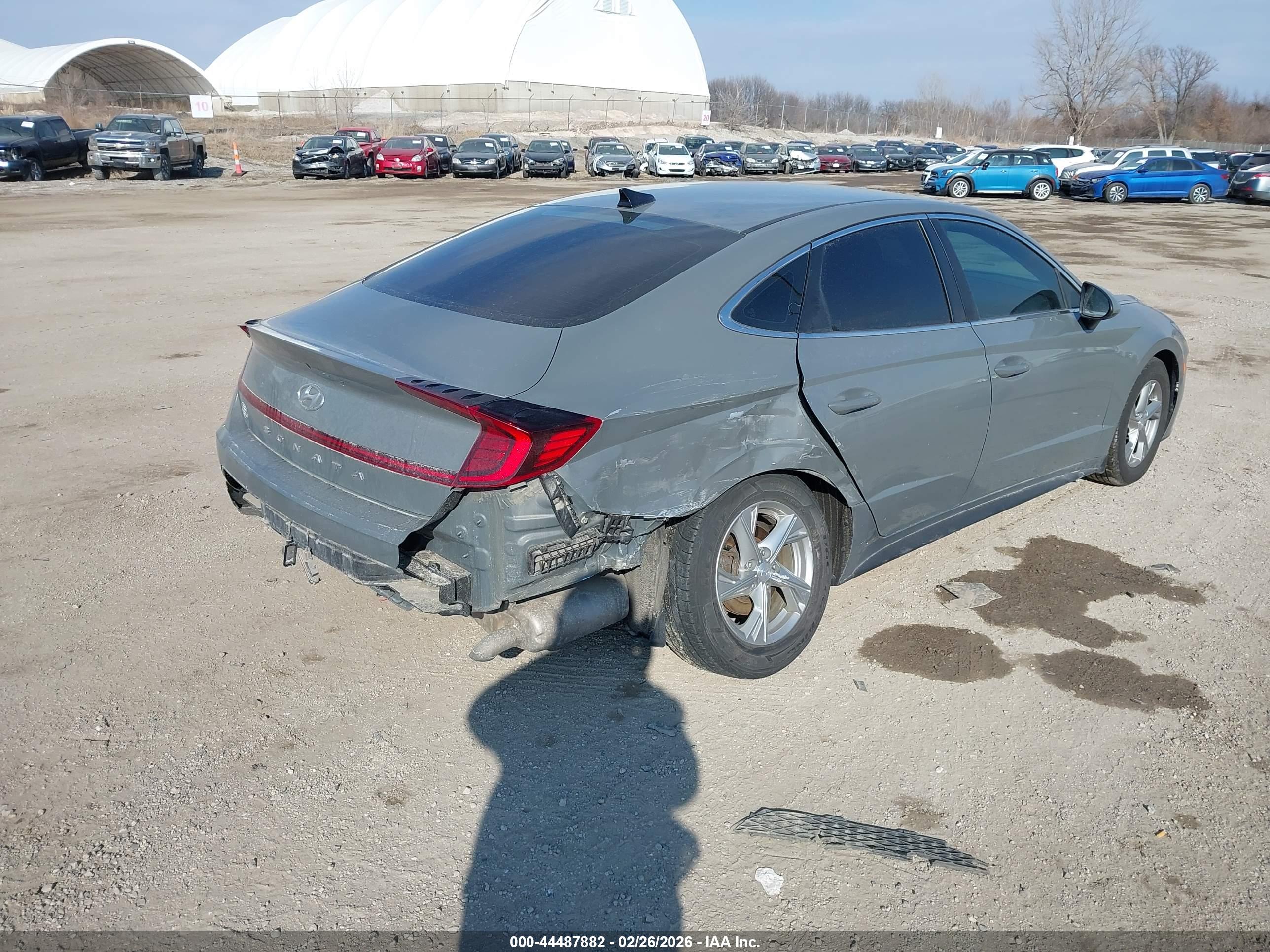 HYUNDAI SONATA image 4