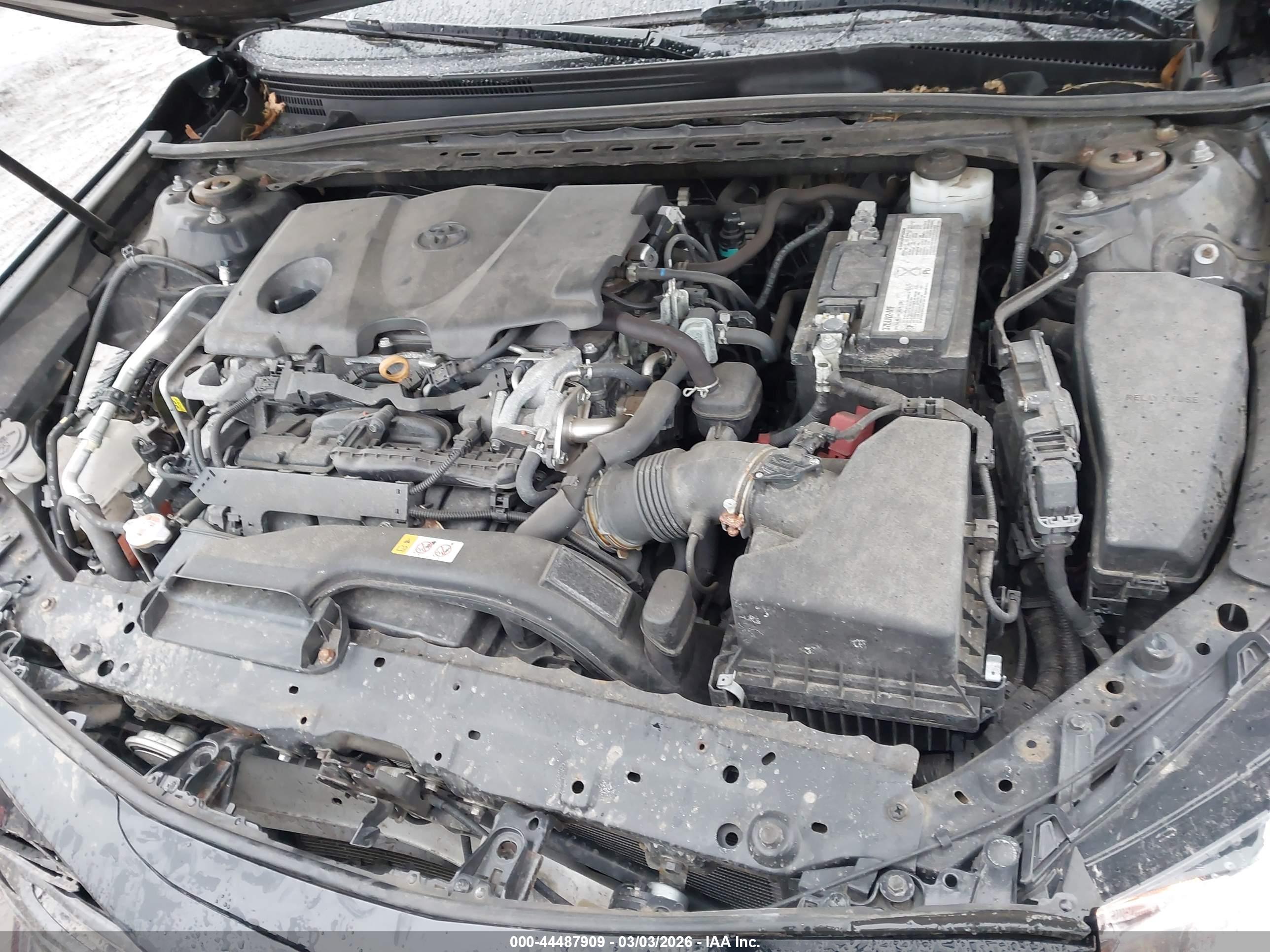 TOYOTA CAMRY image 10