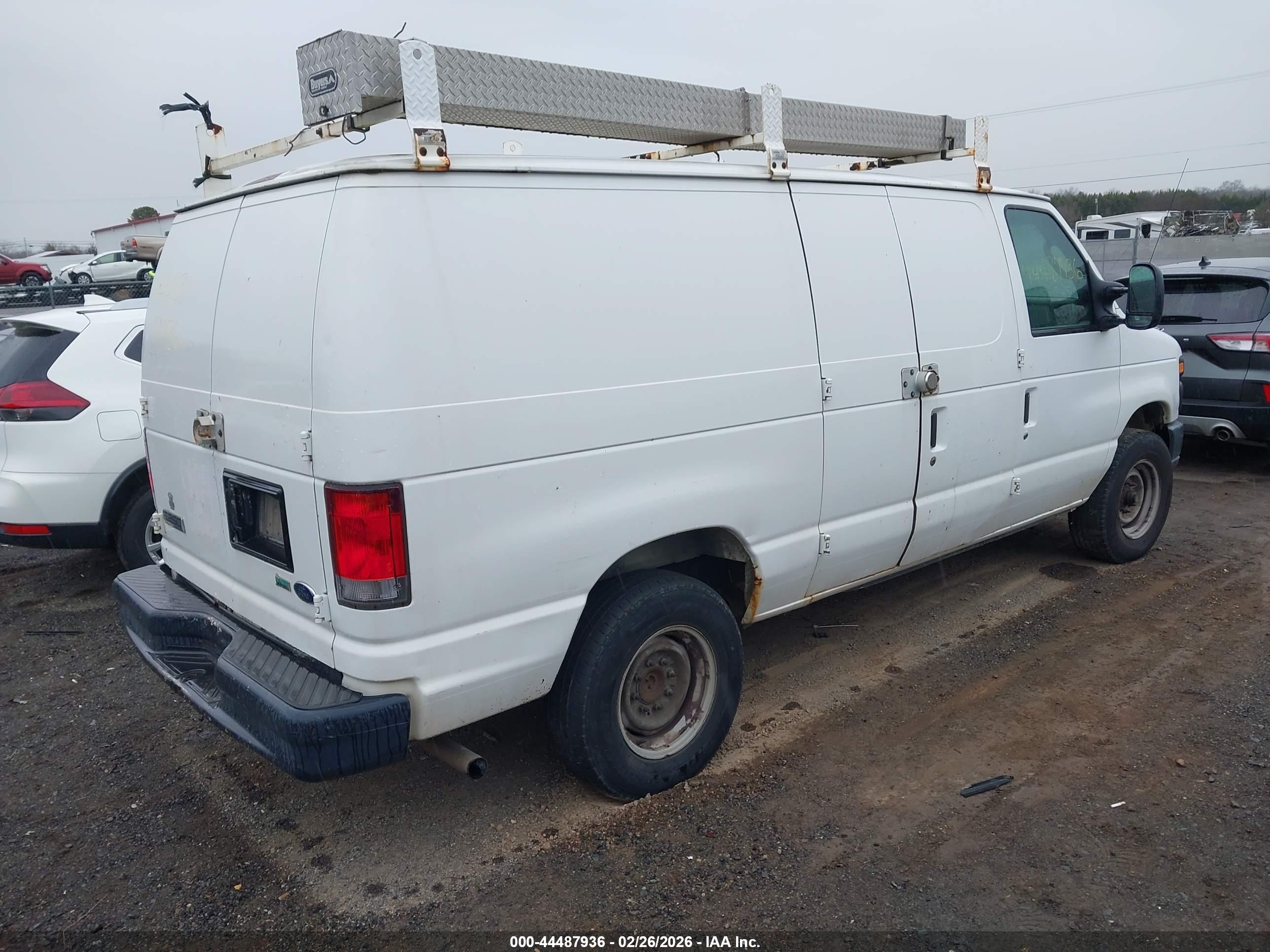 FORD E-250 image 4