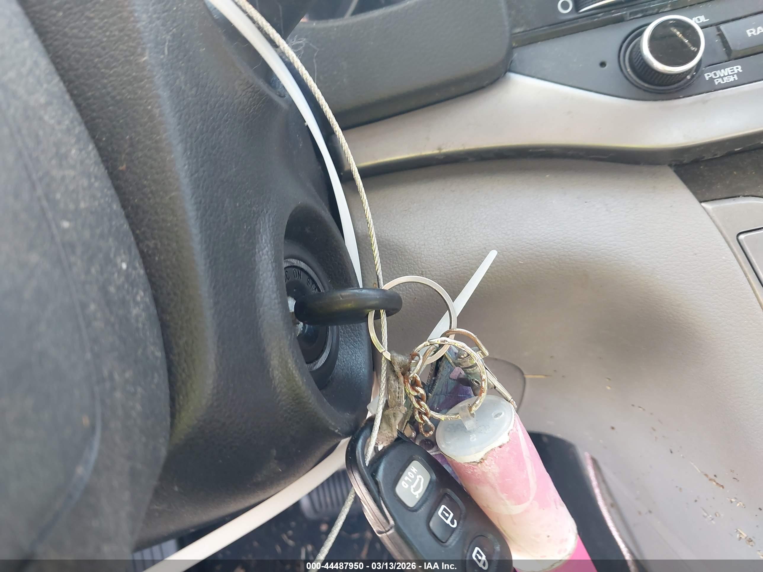 HYUNDAI ELANTRA image 11