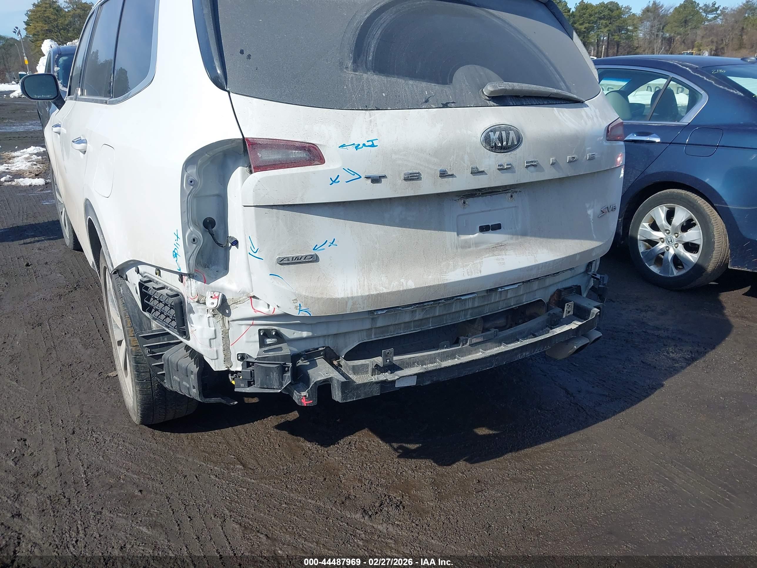 KIA TELLURIDE image 6