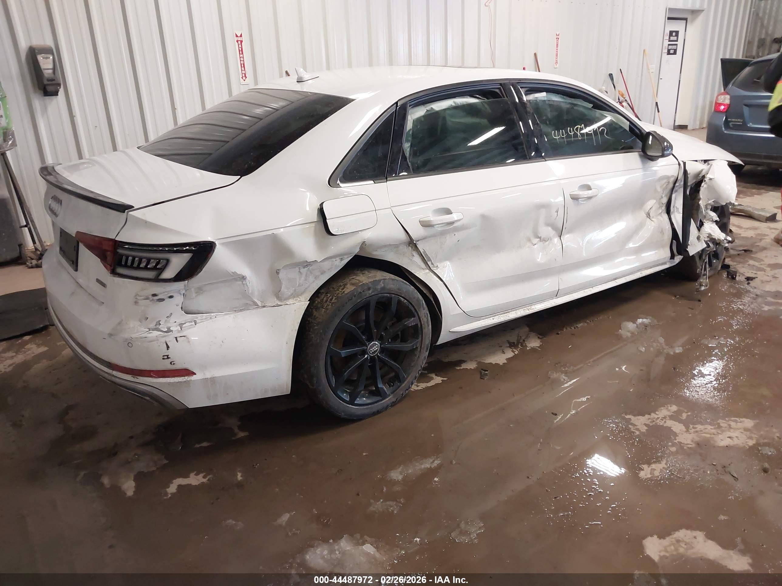 AUDI A4 image 4