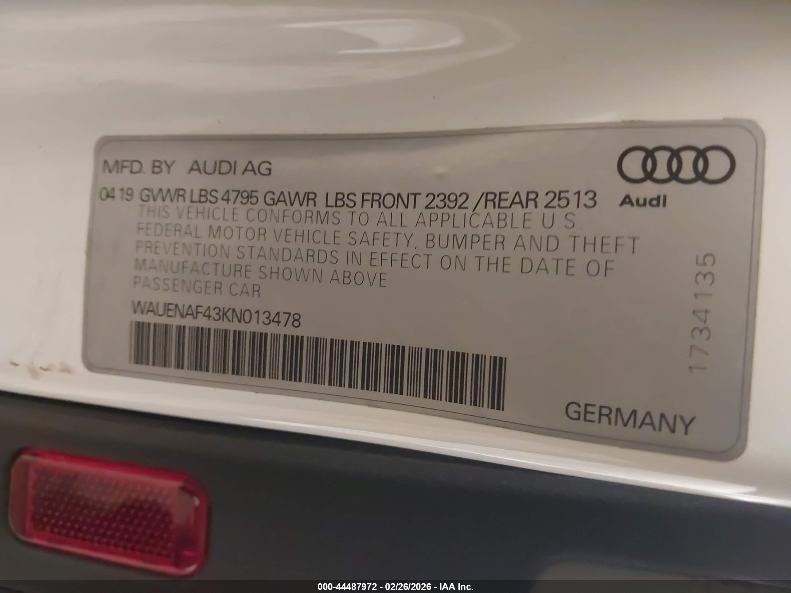 AUDI A4 image 9