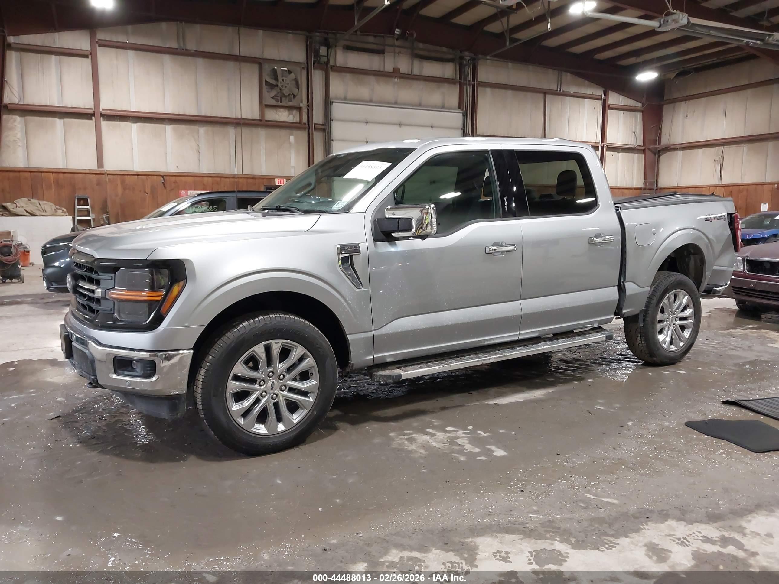 FORD F-150 image 2