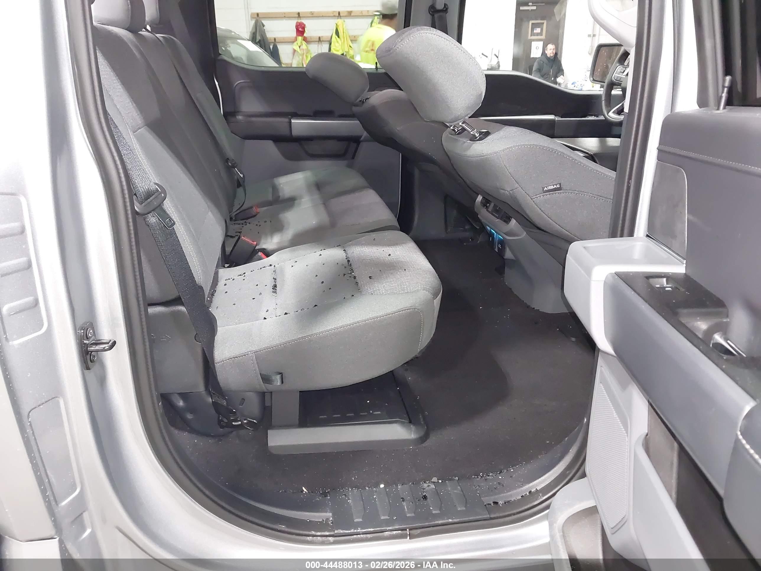 FORD F-150 image 8