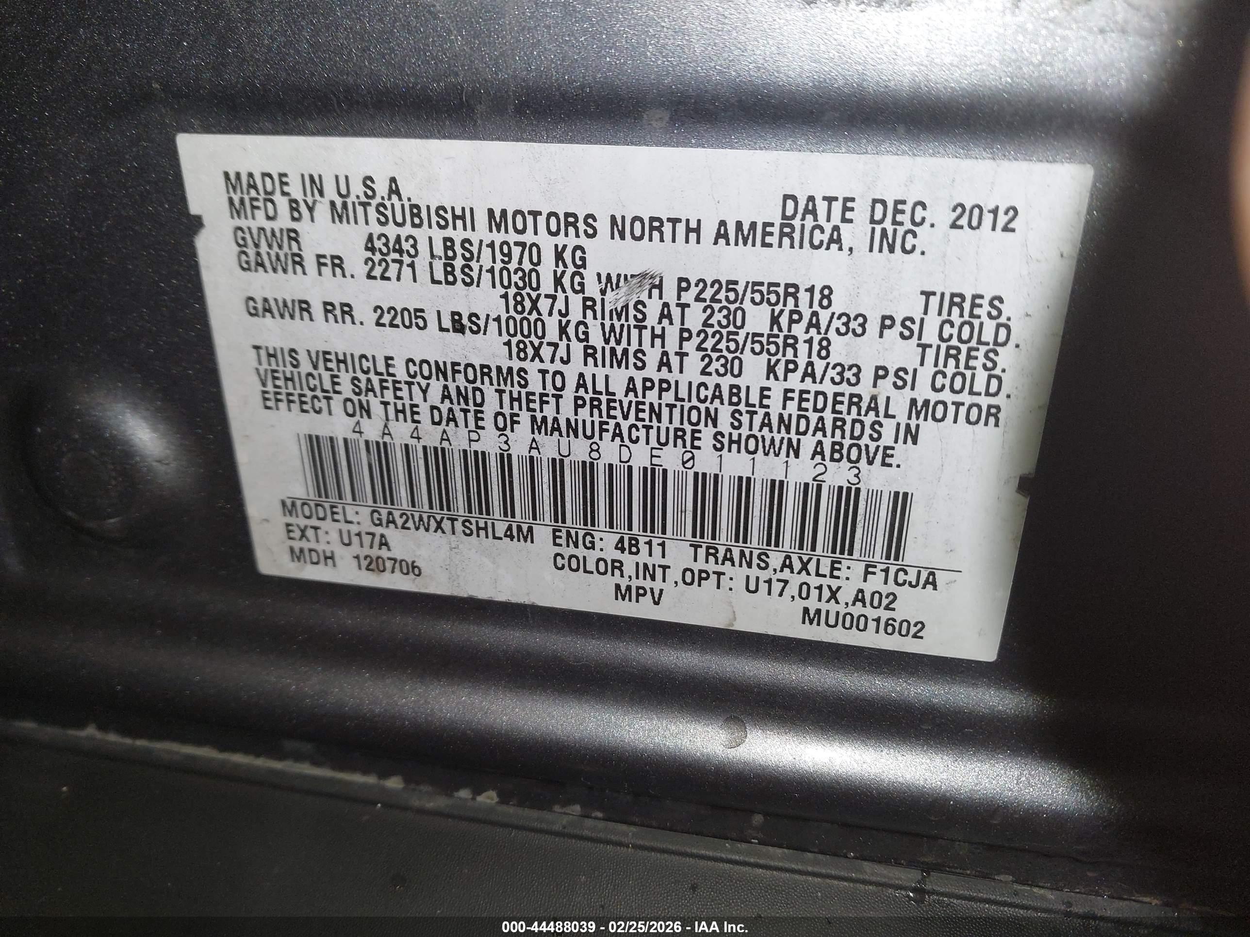MITSUBISHI OUTLANDER image 9