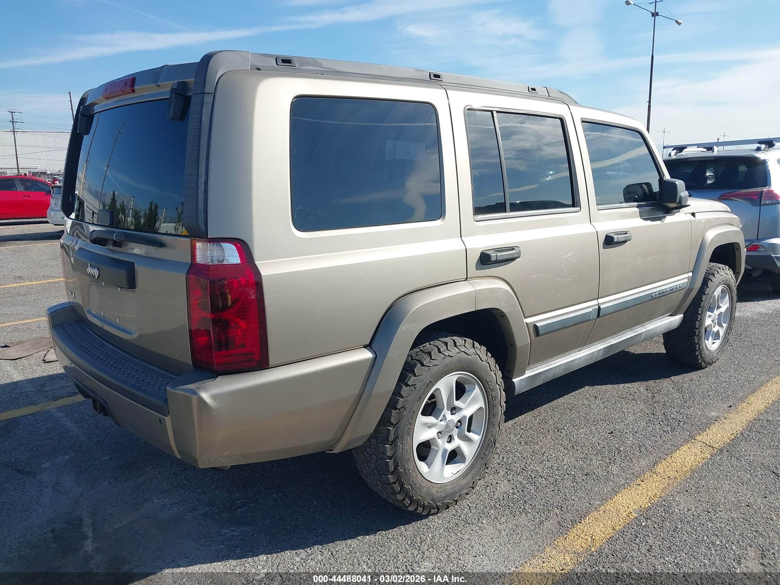 JEEP COMMANDER image 4