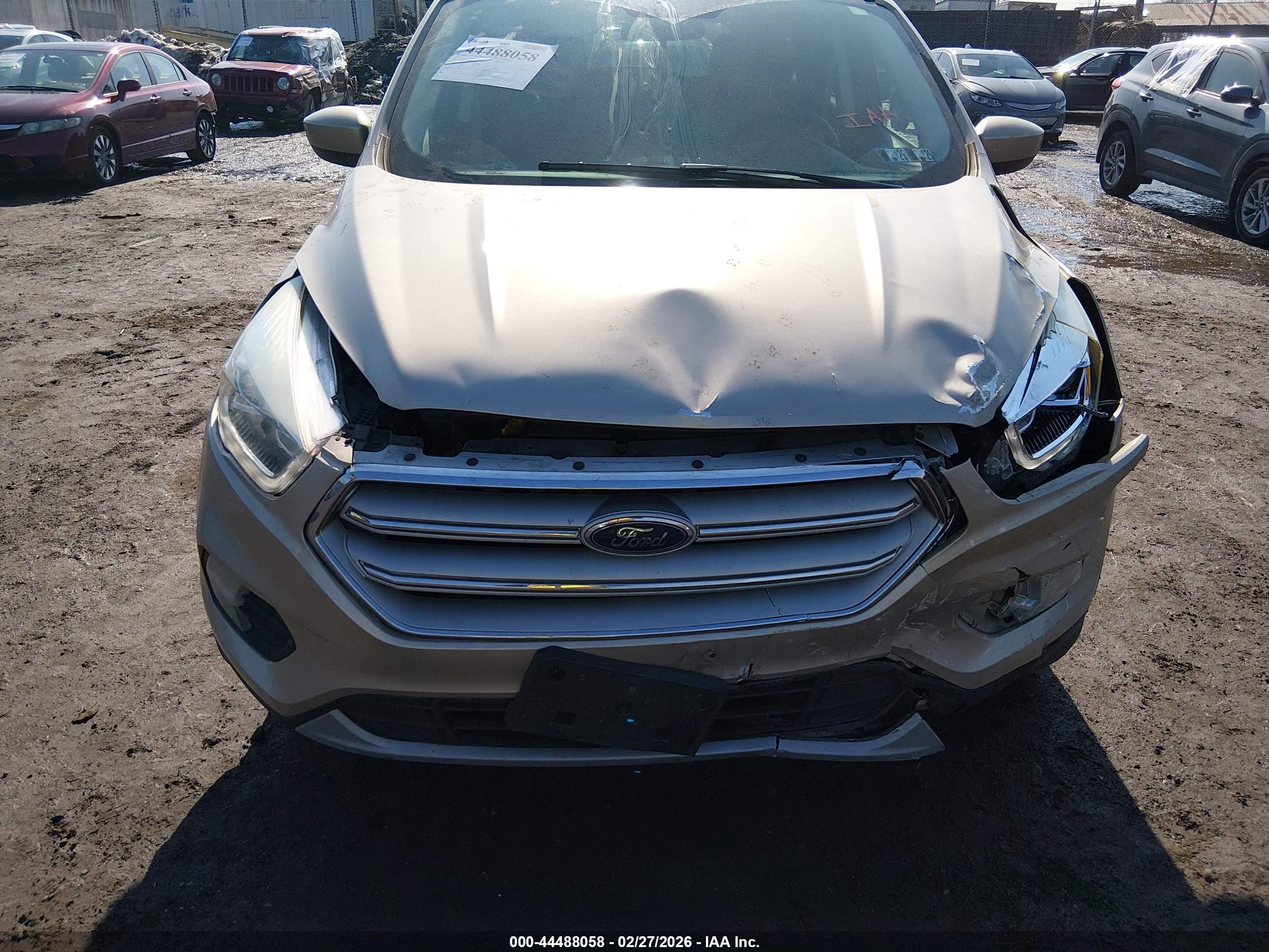 FORD ESCAPE image 6