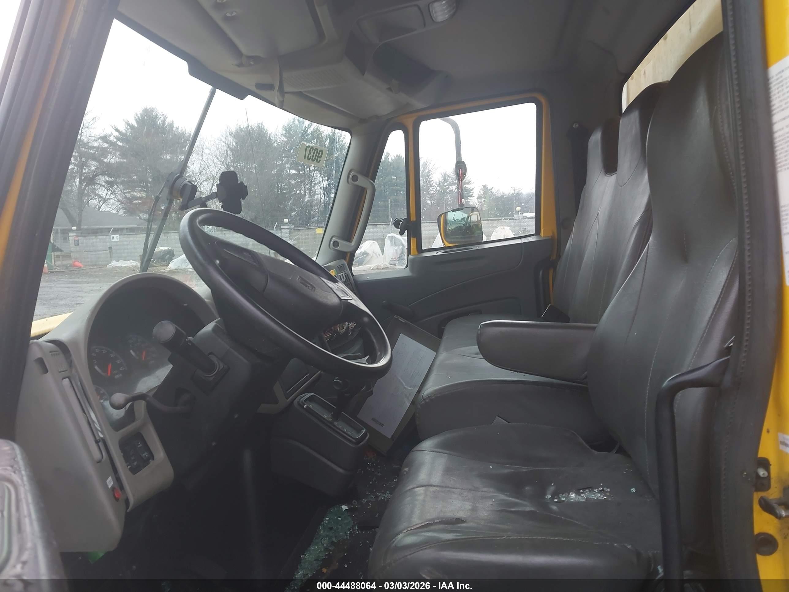 INTERNATIONAL DURASTAR image 8
