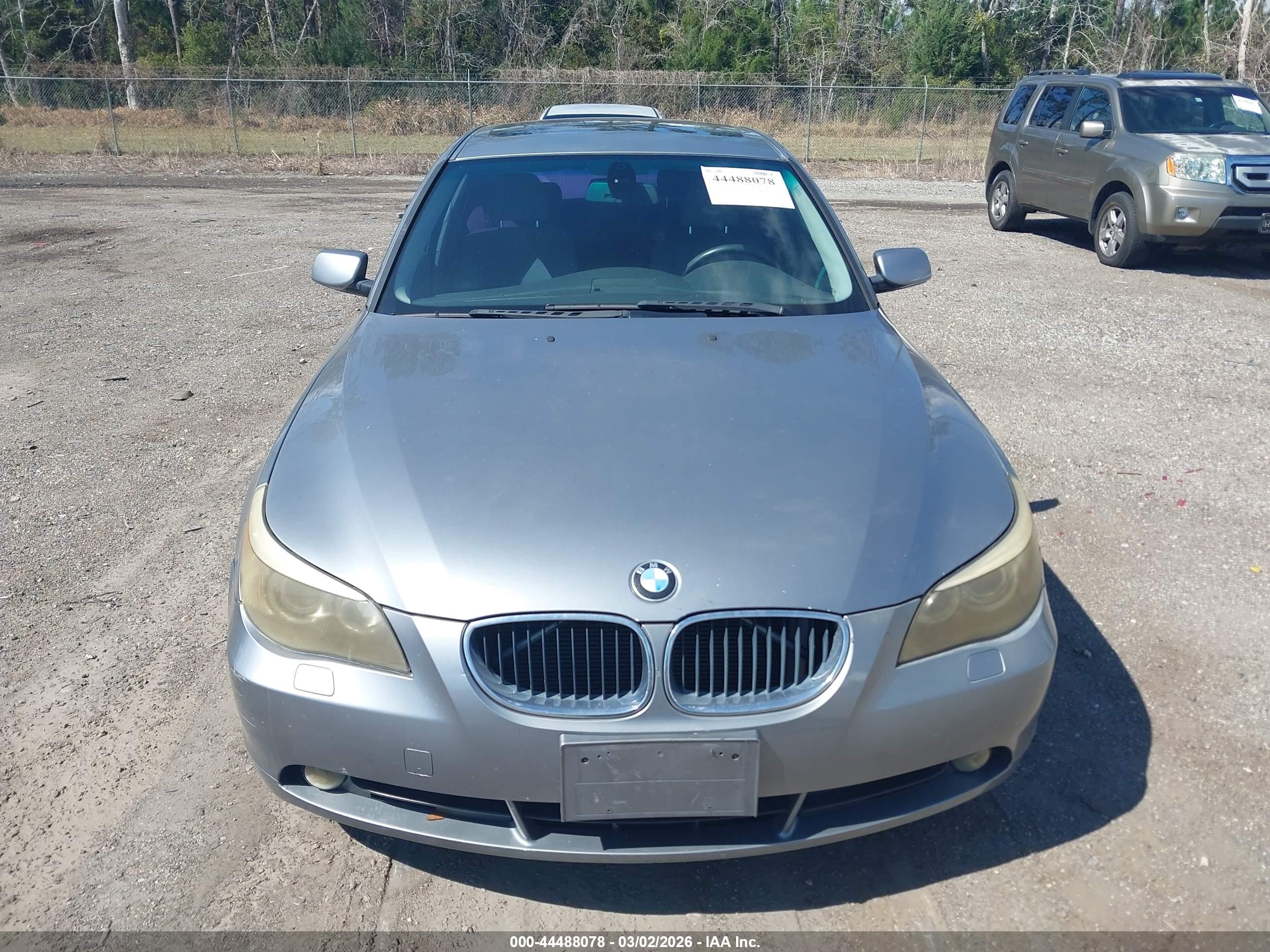 BMW 530I image 6
