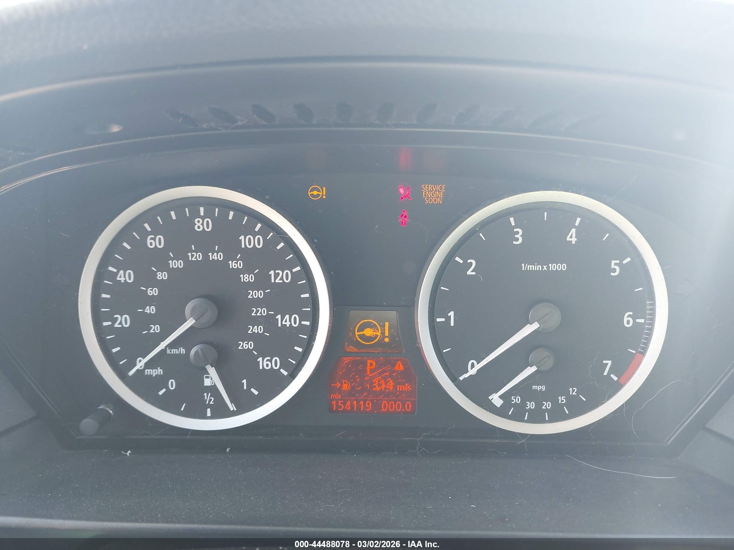BMW 530I image 7