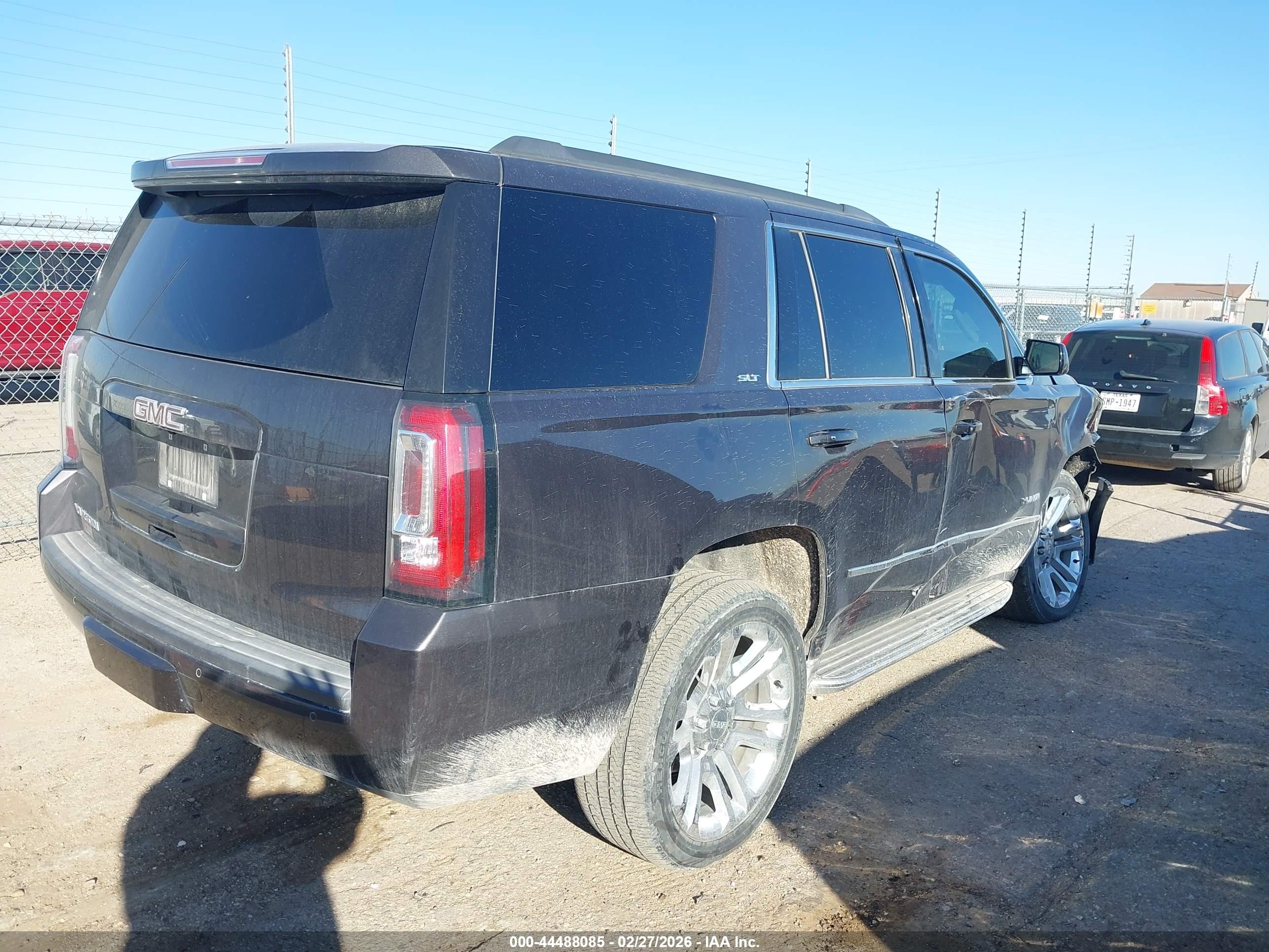 GMC YUKON image 4