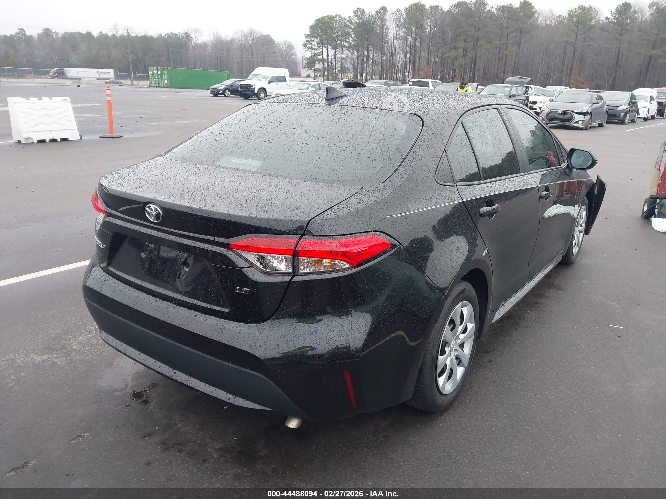 TOYOTA COROLLA image 4