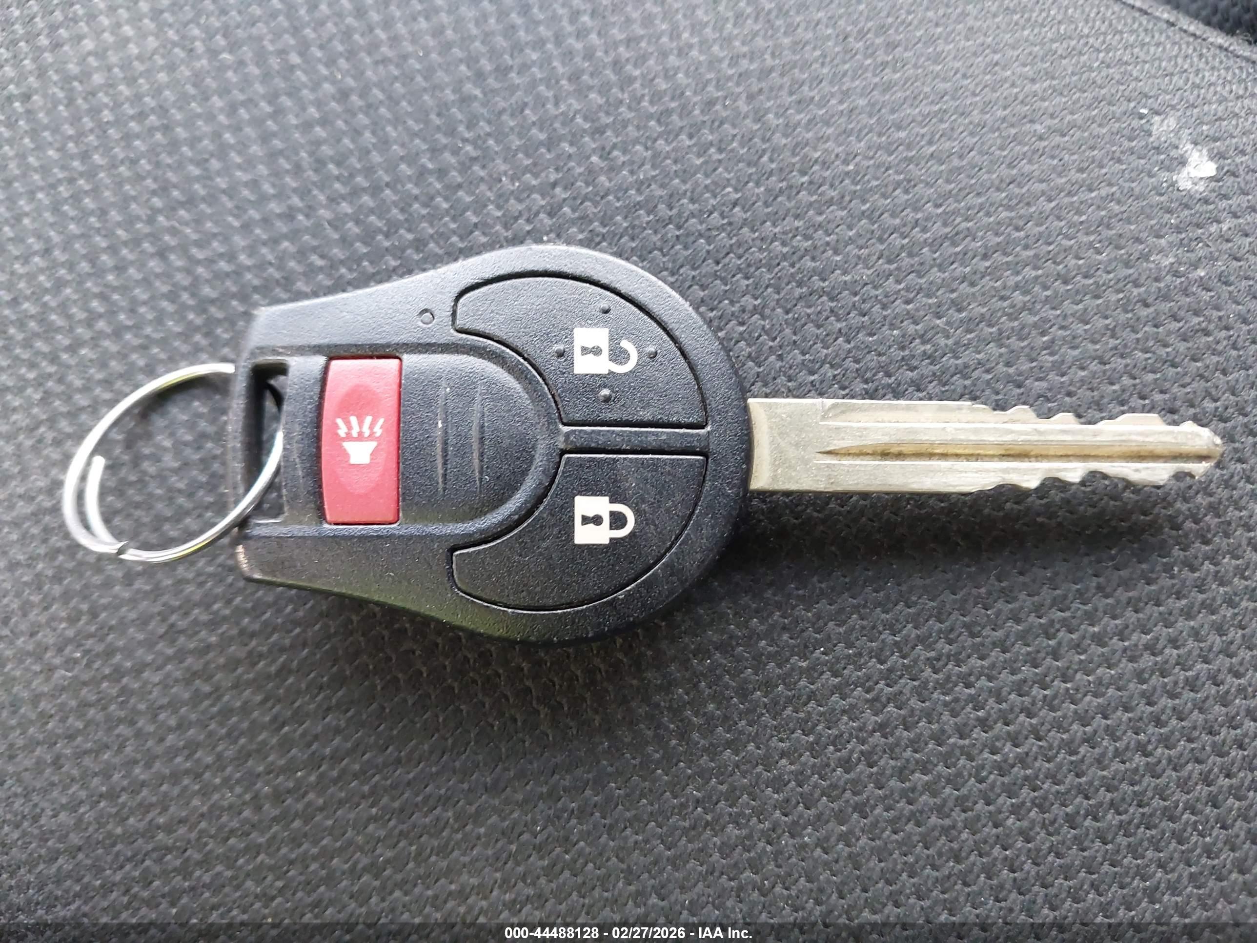 NISSAN ROGUE image 11