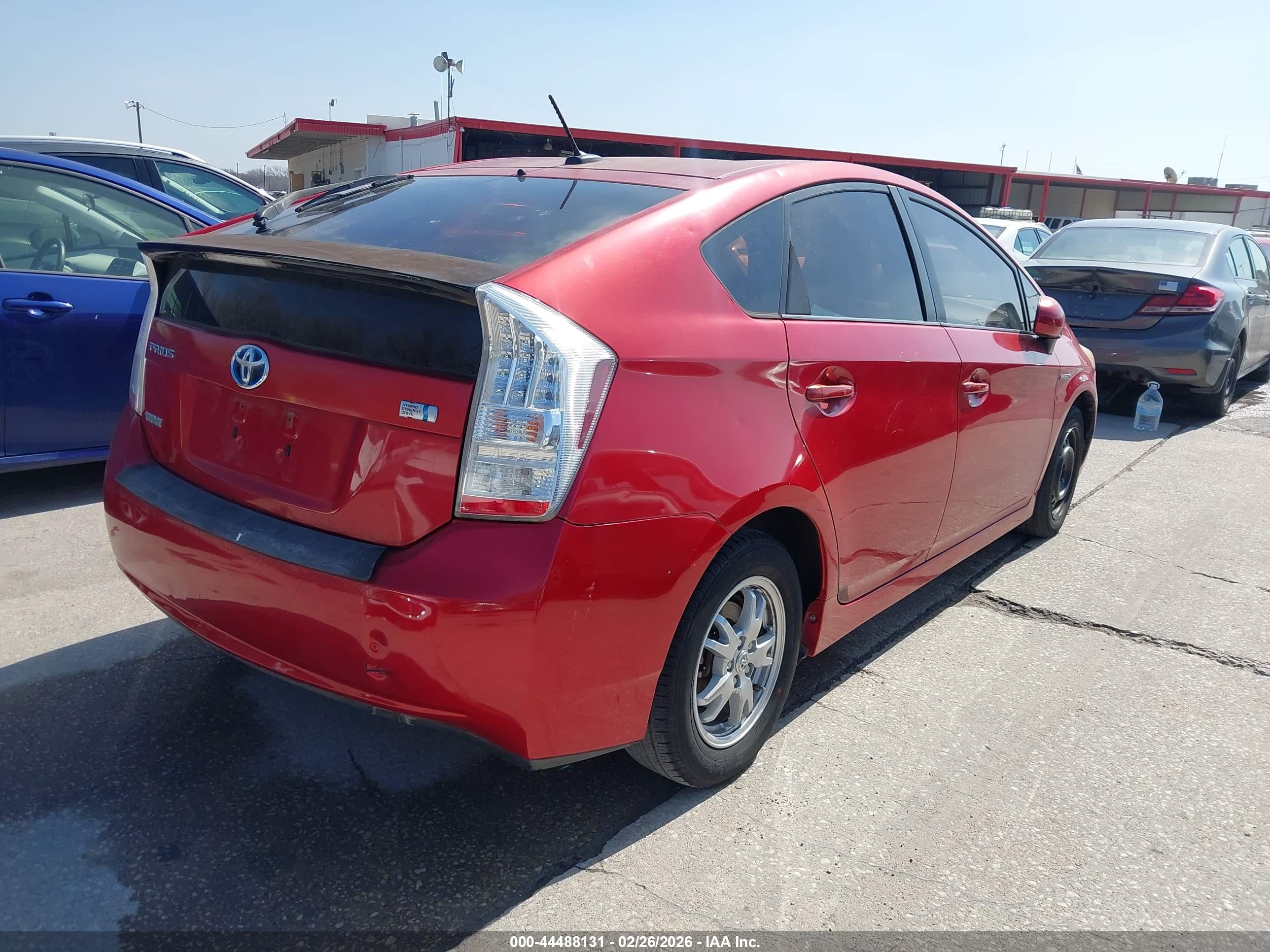 TOYOTA PRIUS image 4