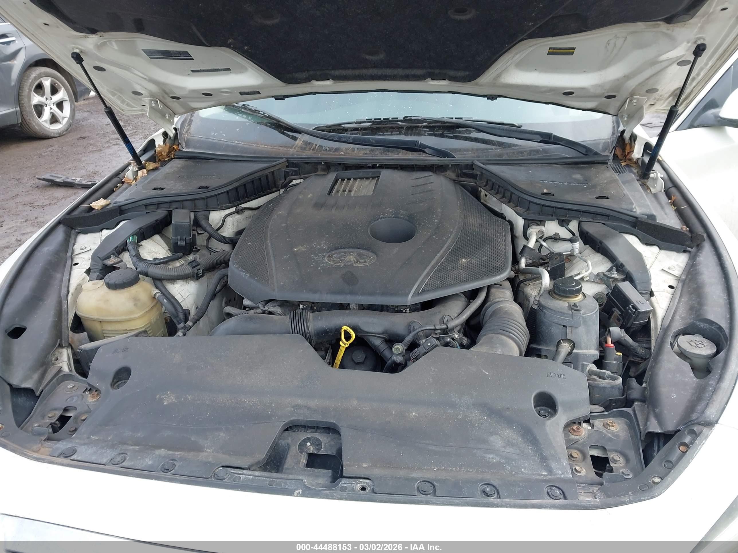 INFINITI Q50 image 10