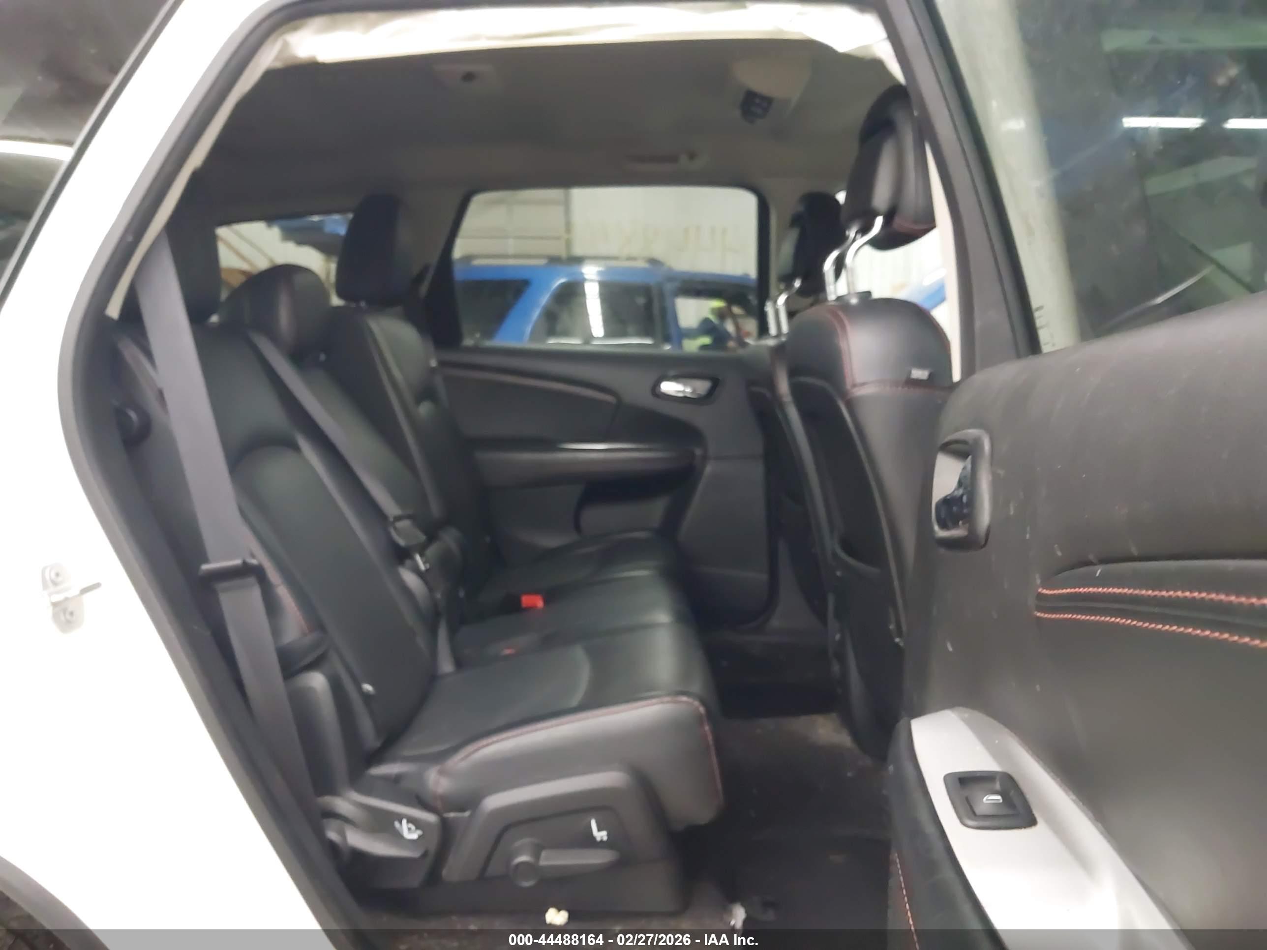 DODGE JOURNEY image 8