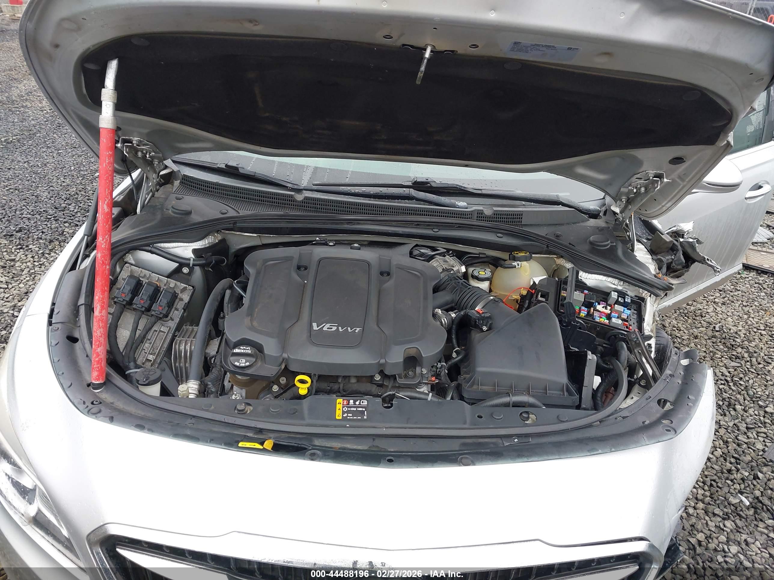 BUICK LACROSSE image 10