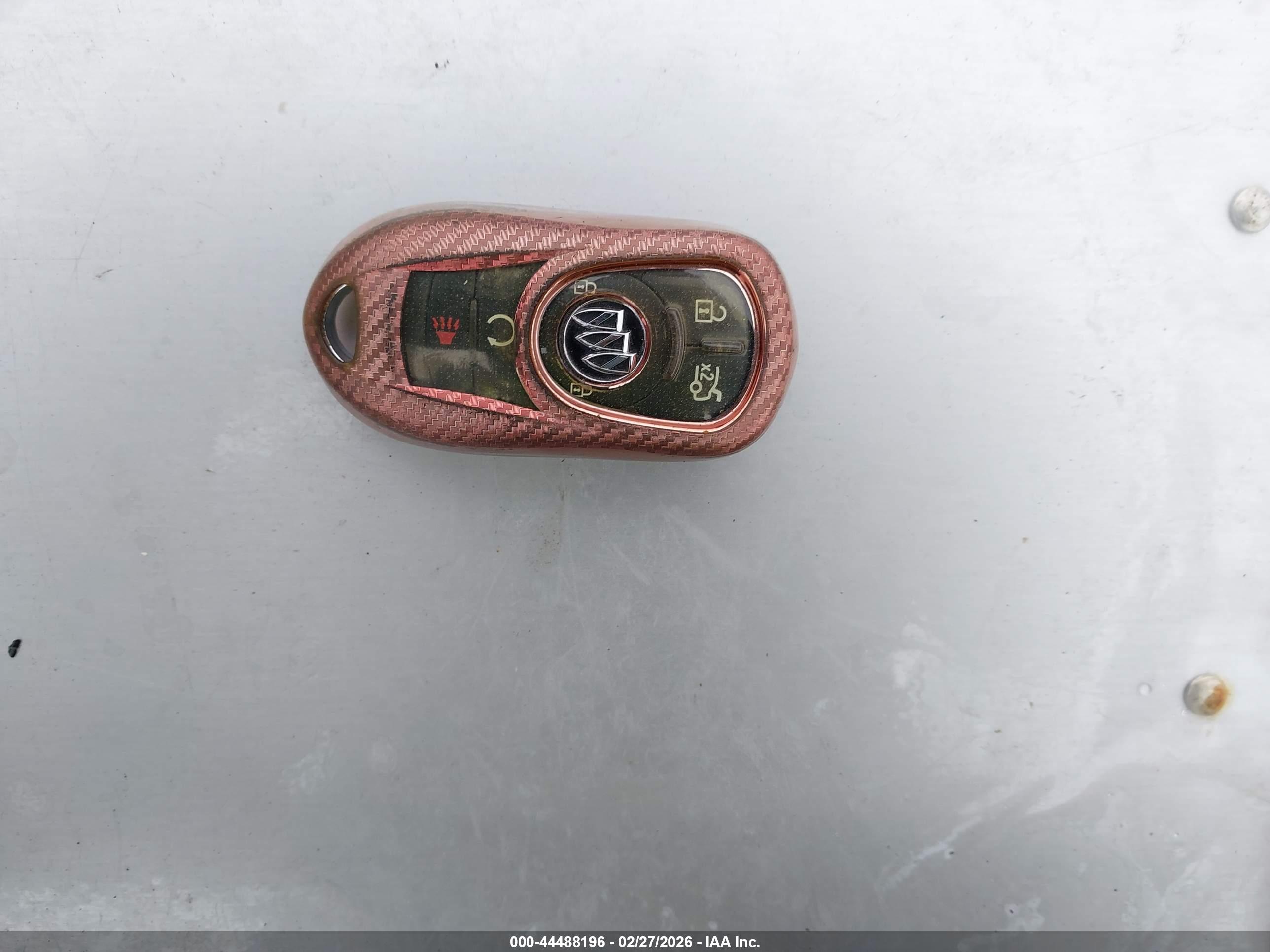 BUICK LACROSSE image 11