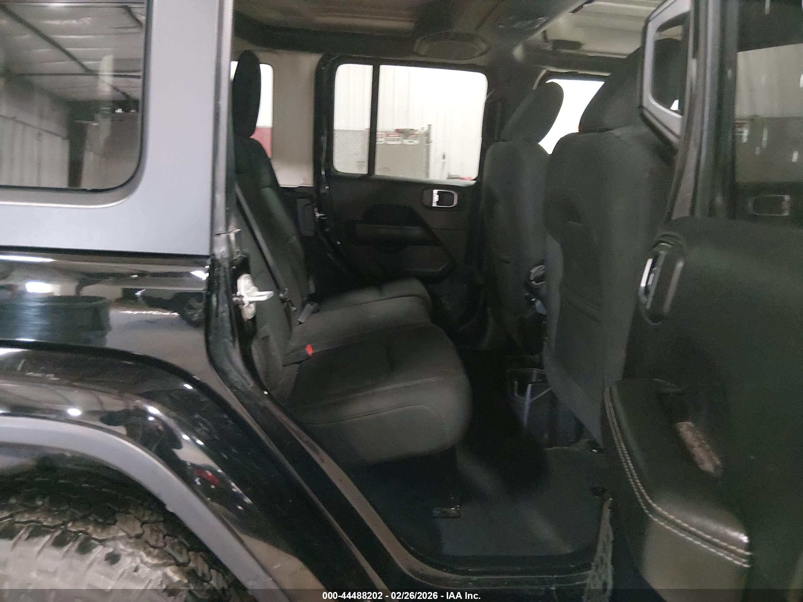 JEEP WRANGLER image 8
