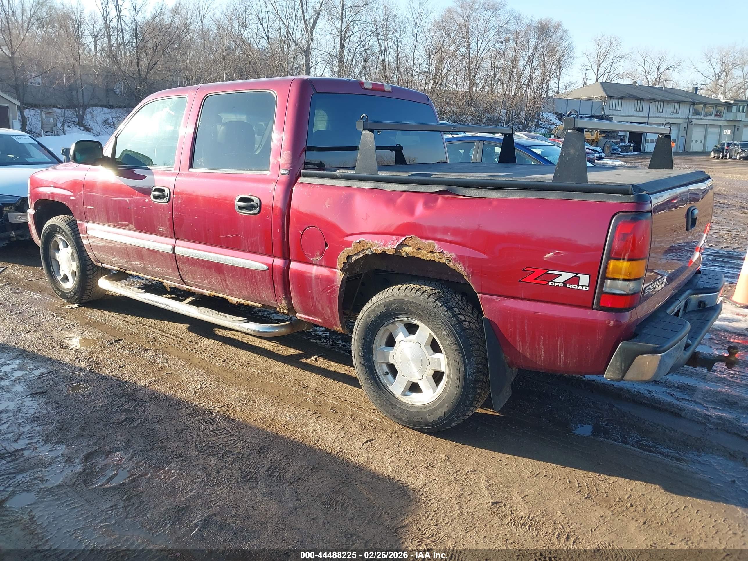 GMC SIERRA image 3