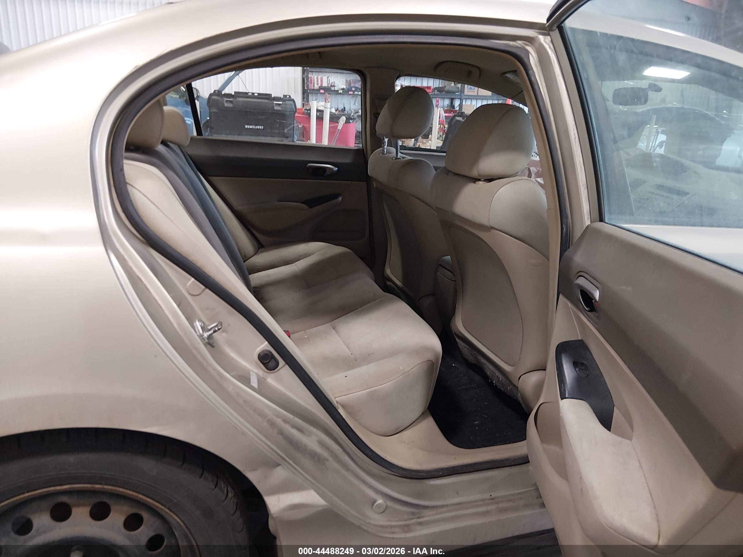 HONDA CIVIC image 8