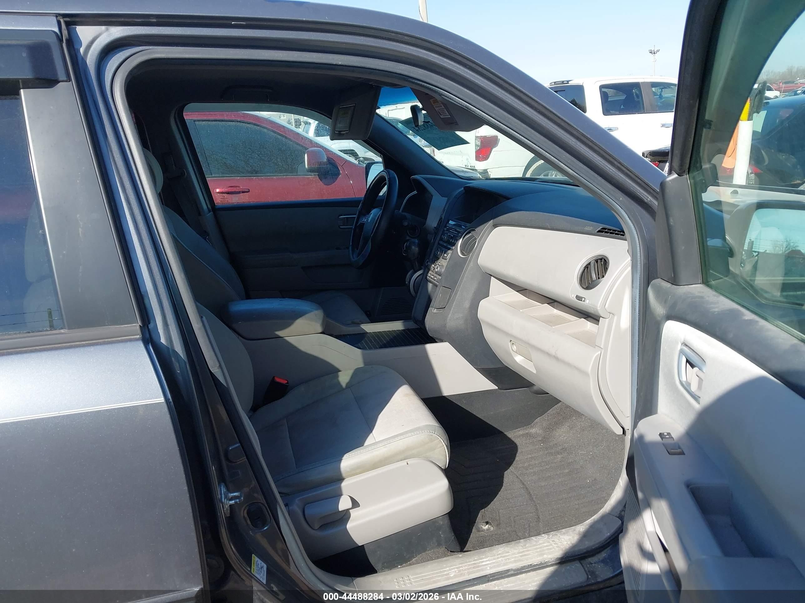 HONDA PILOT image 5