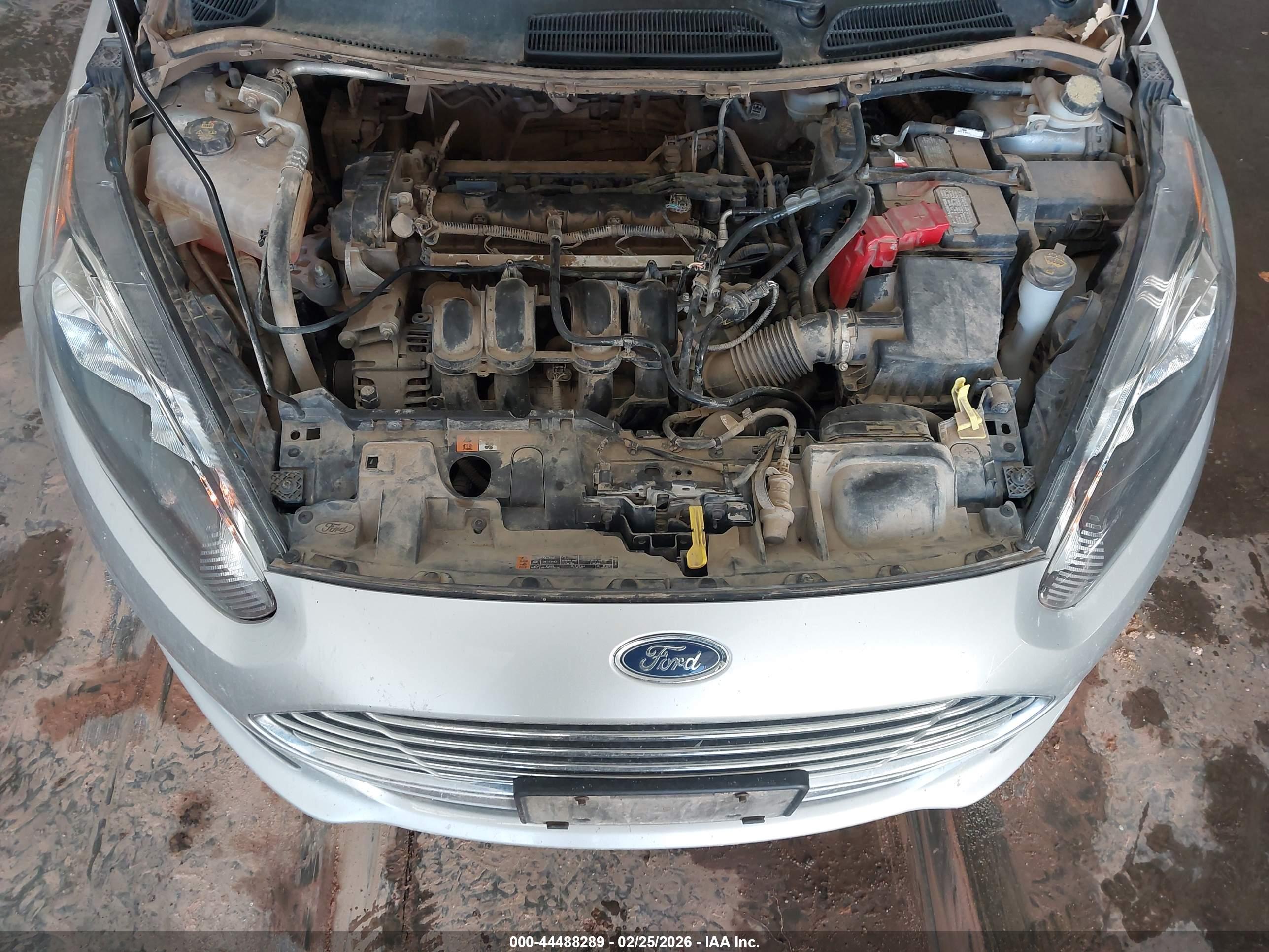 FORD FIESTA image 10