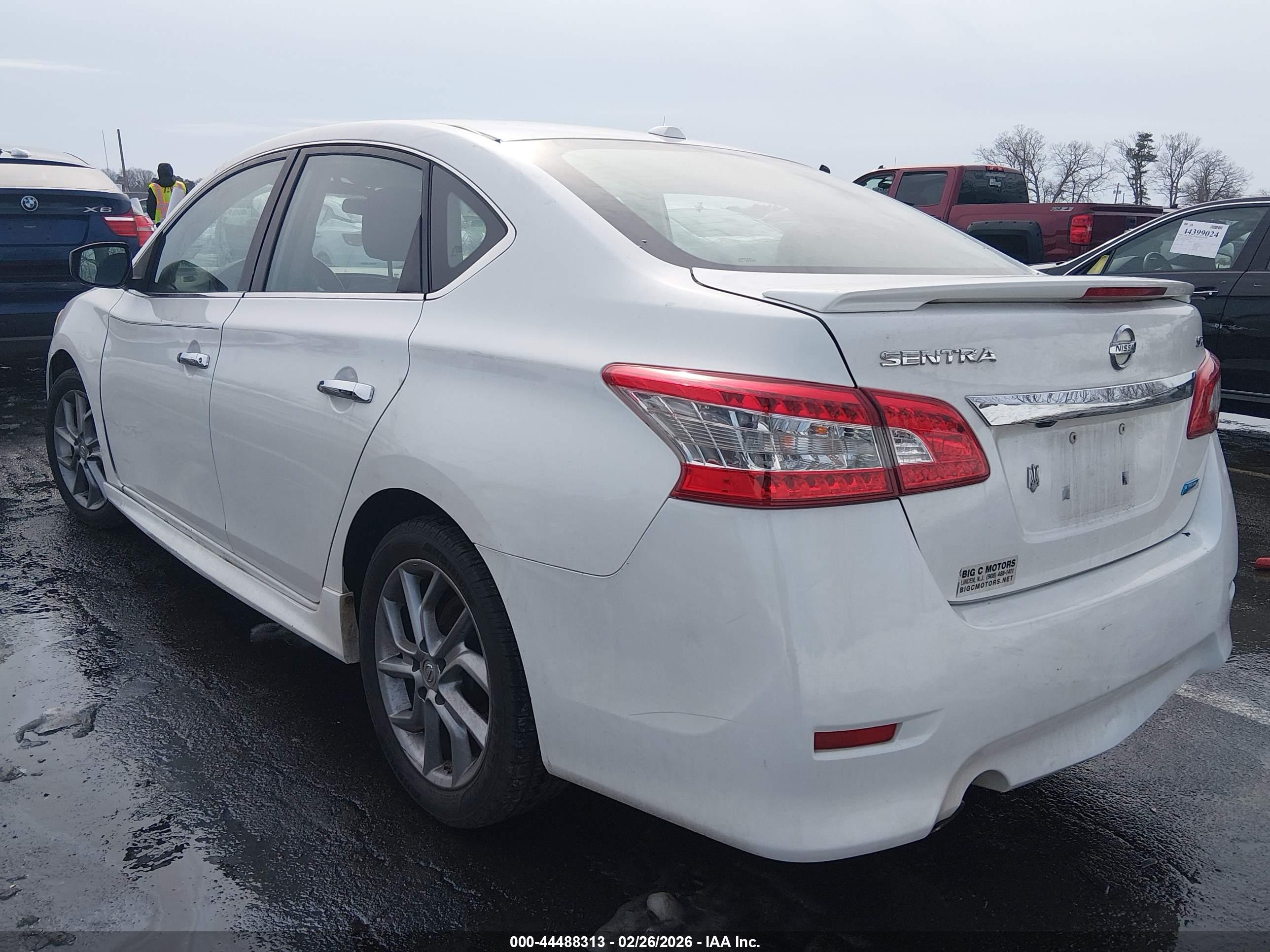 NISSAN SENTRA image 3