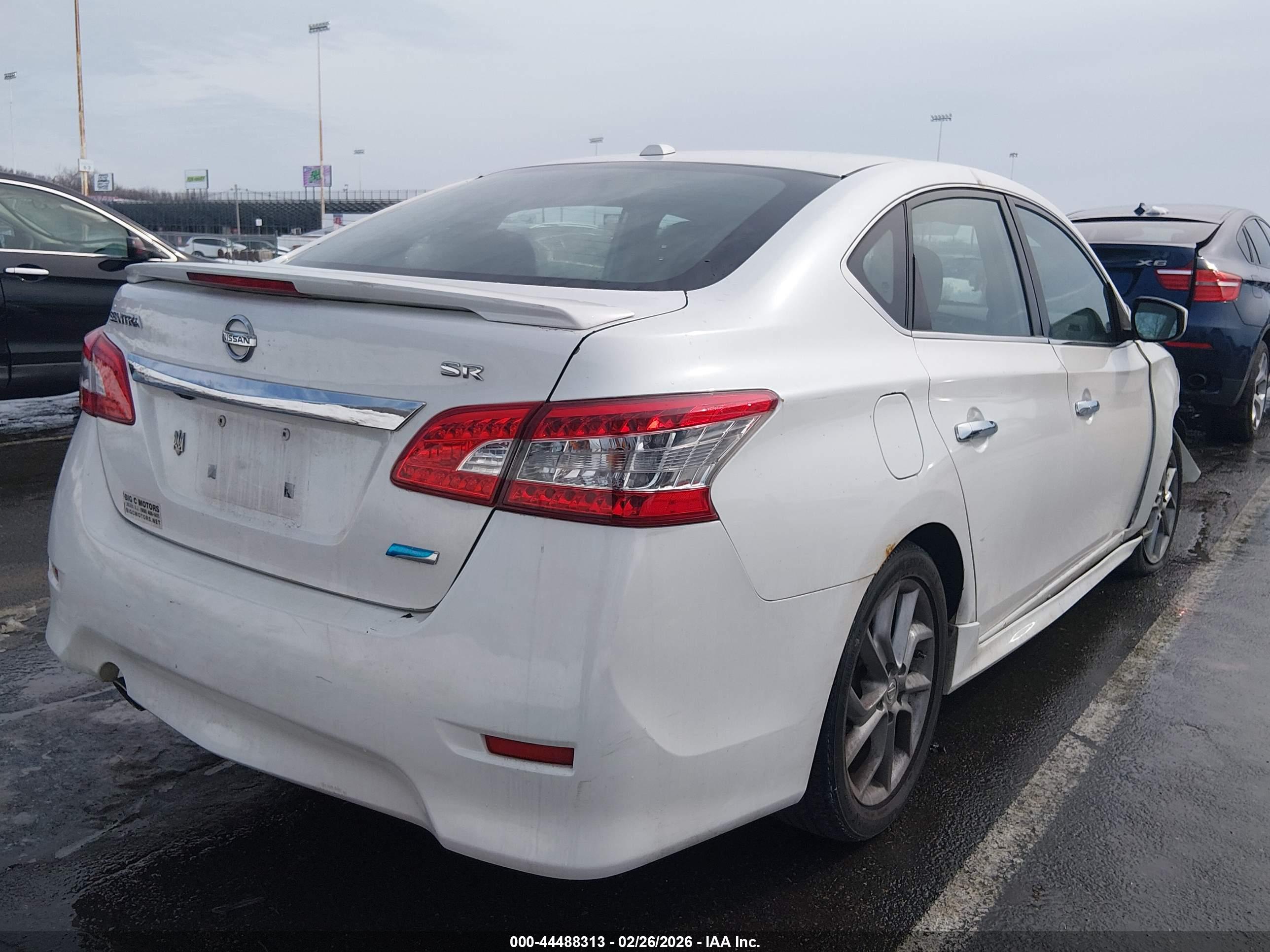 NISSAN SENTRA image 4