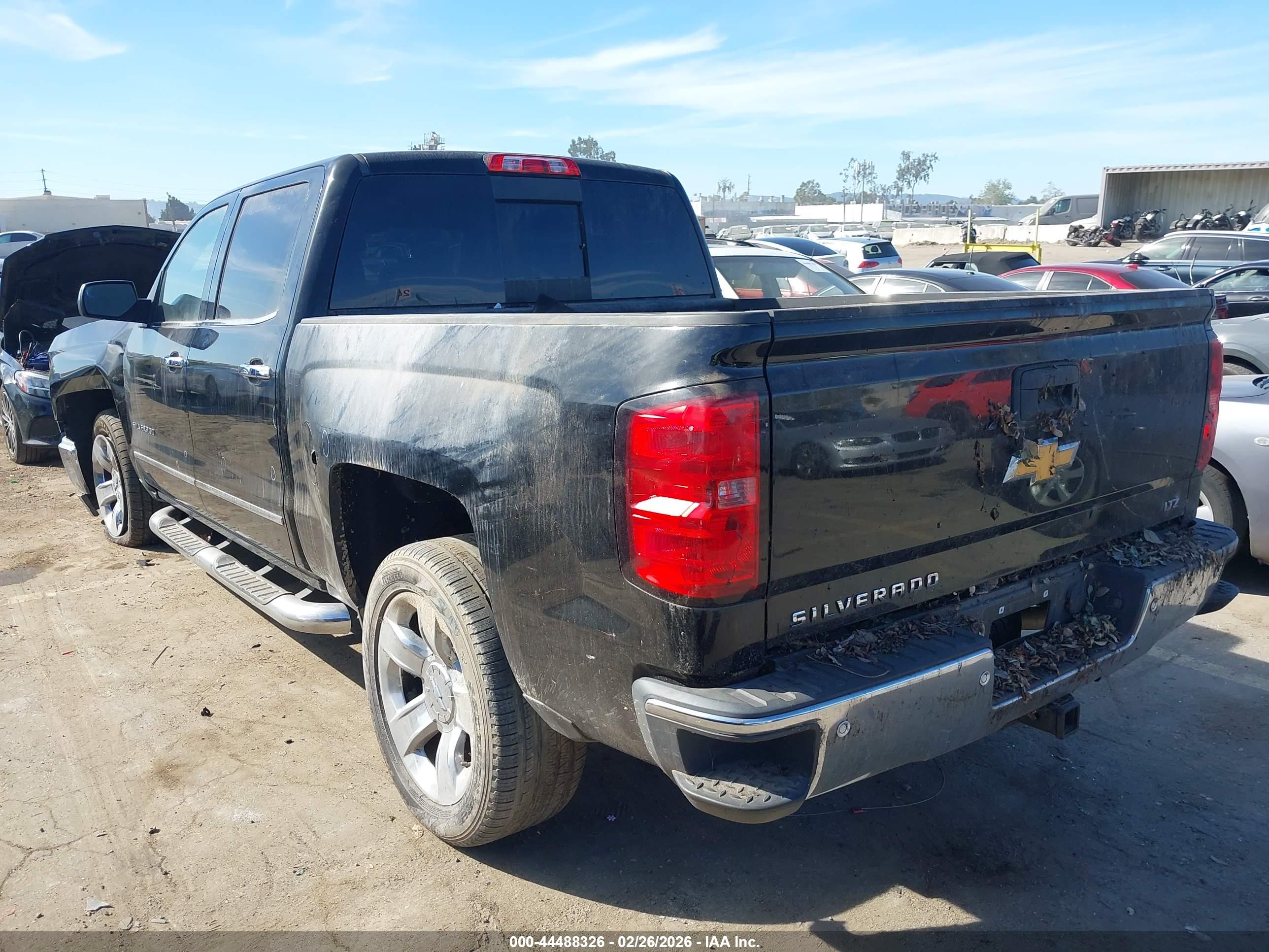 CHEVROLET SILVERADO image 3