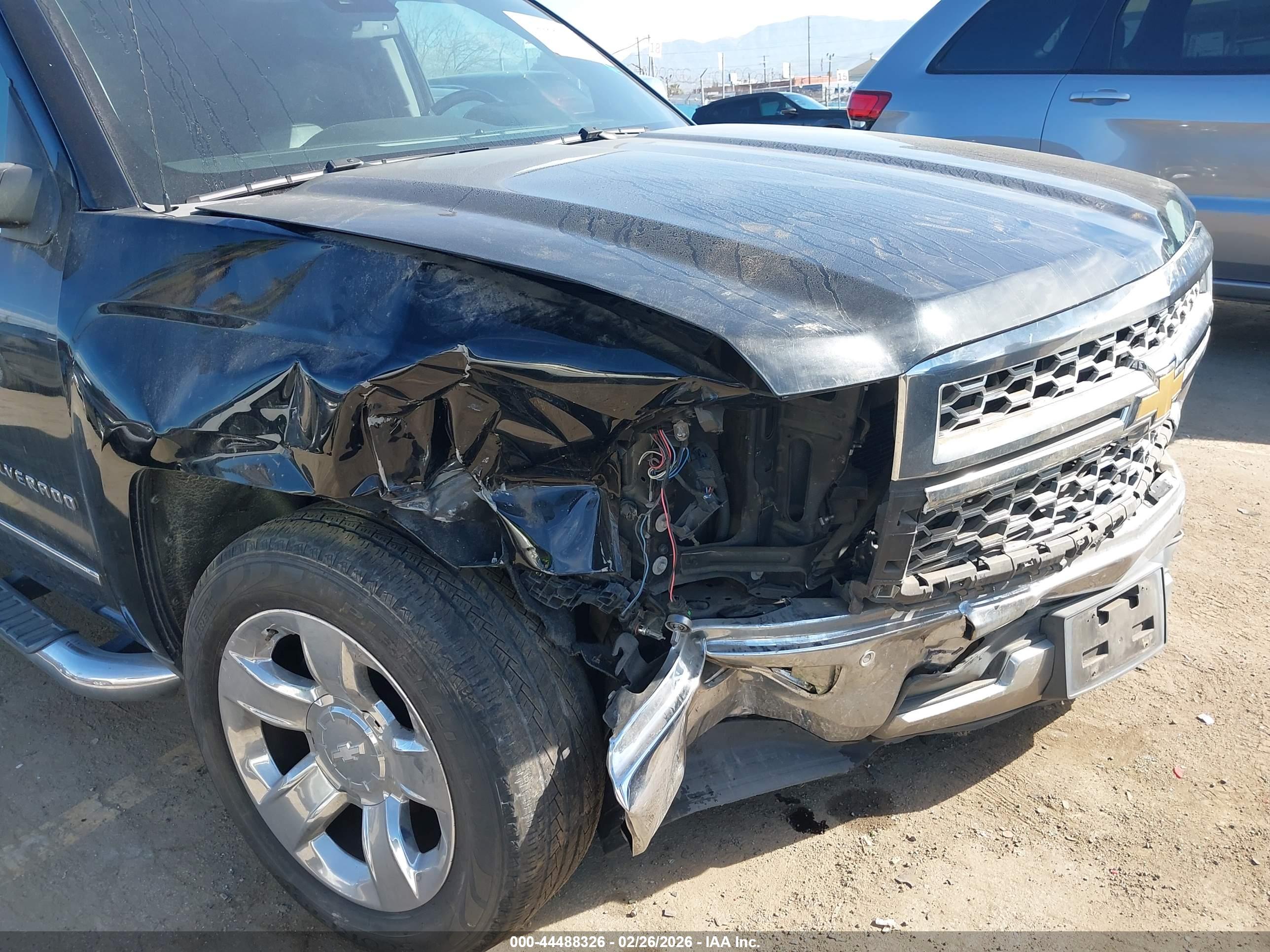 CHEVROLET SILVERADO image 6