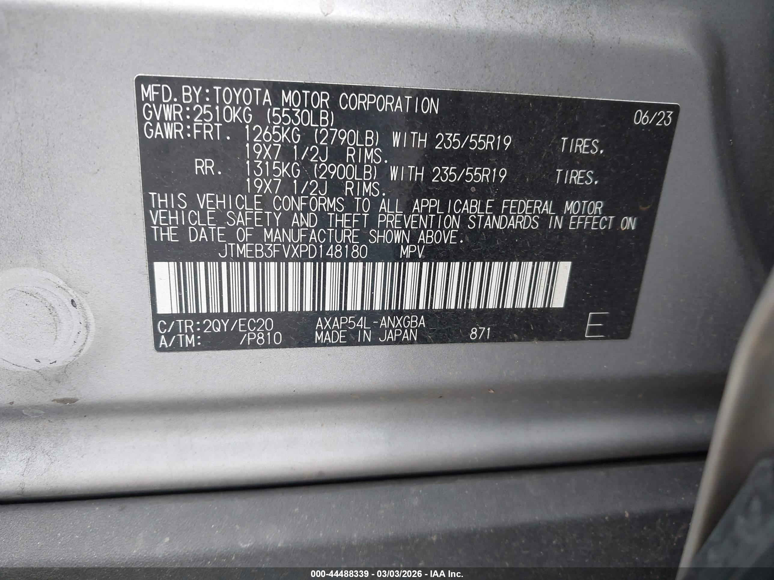 TOYOTA RAV4 image 9