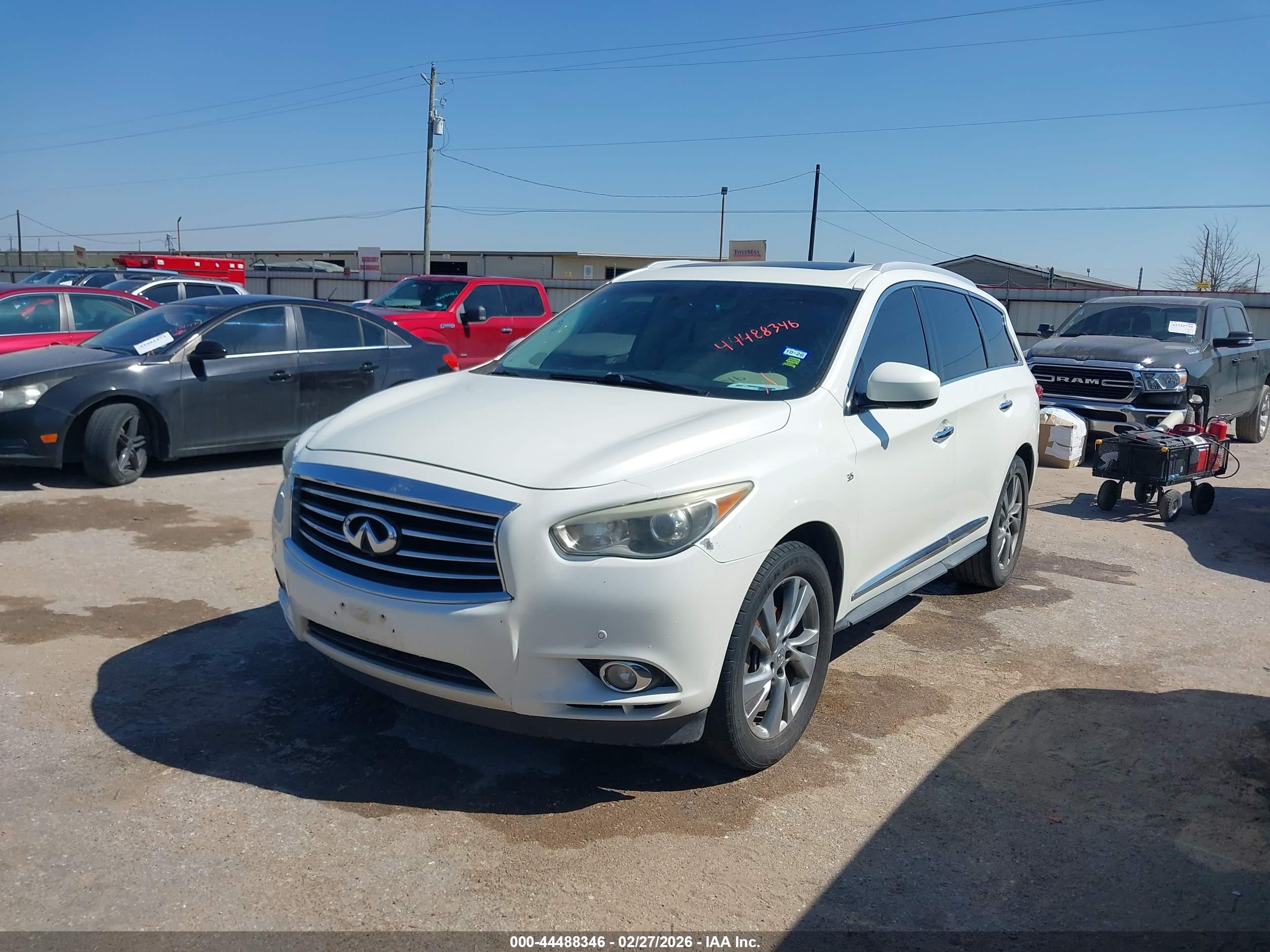 INFINITI QX60 image 2