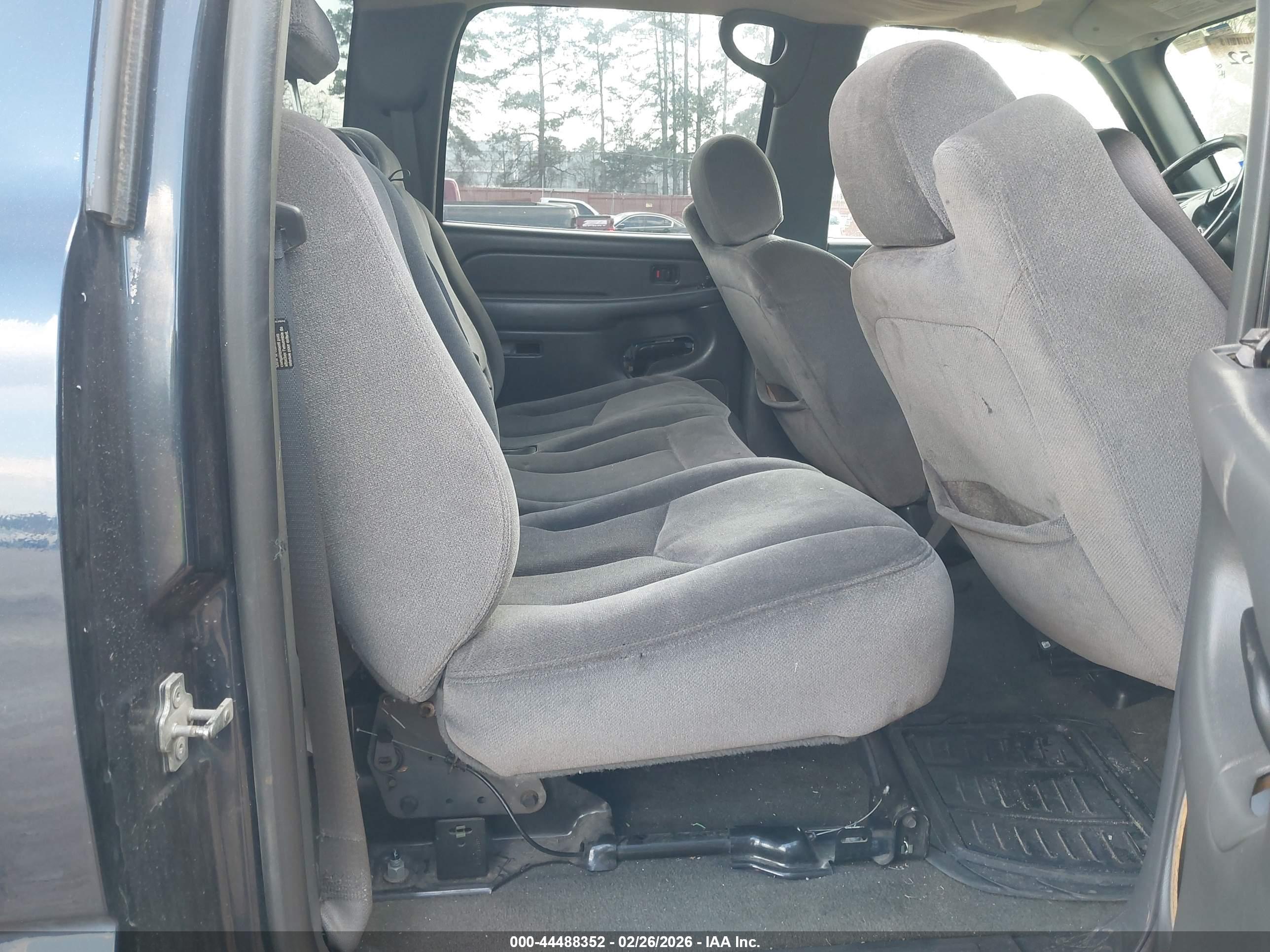 GMC SIERRA image 8
