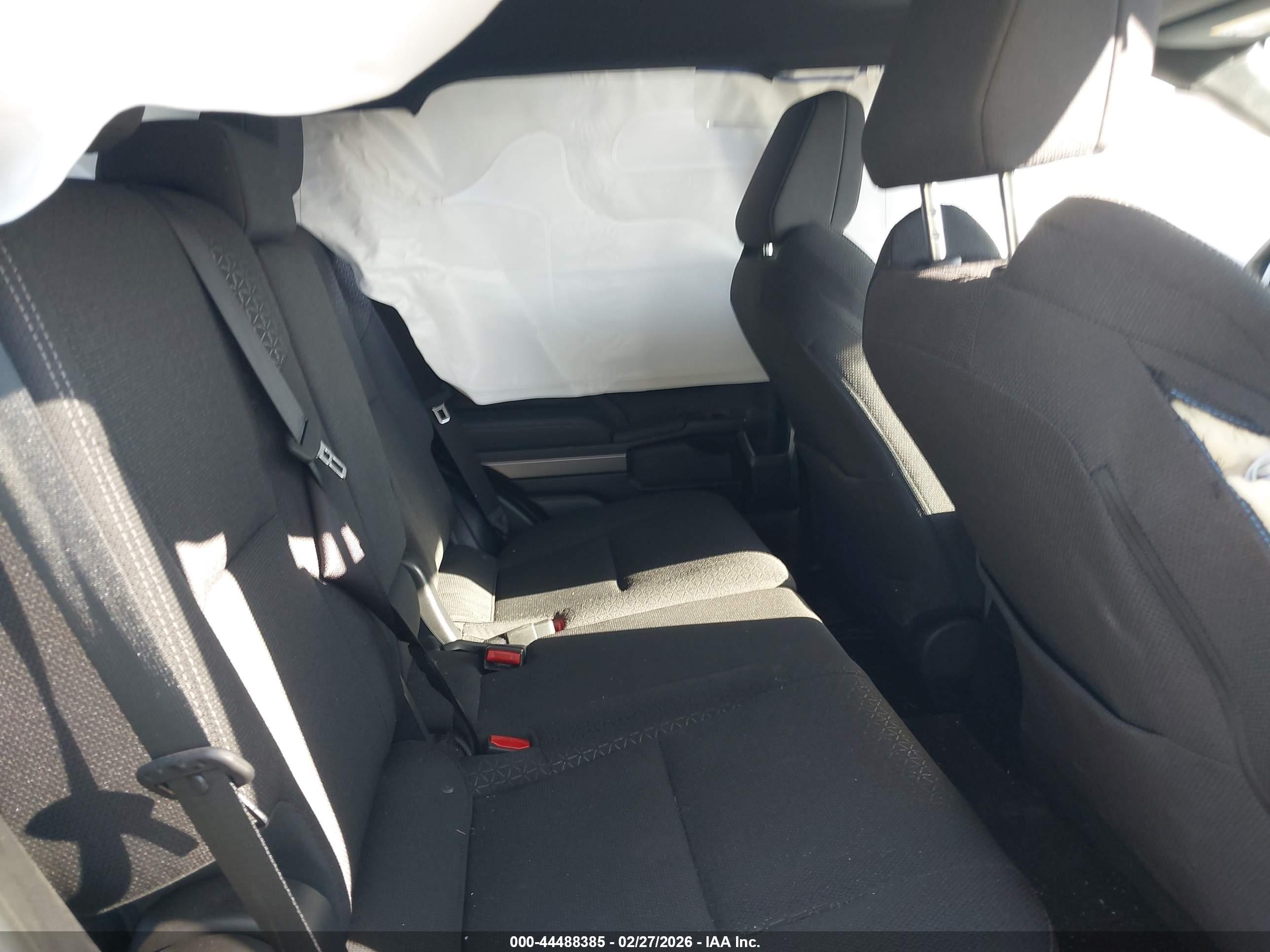 TOYOTA 4RUNNER image 8
