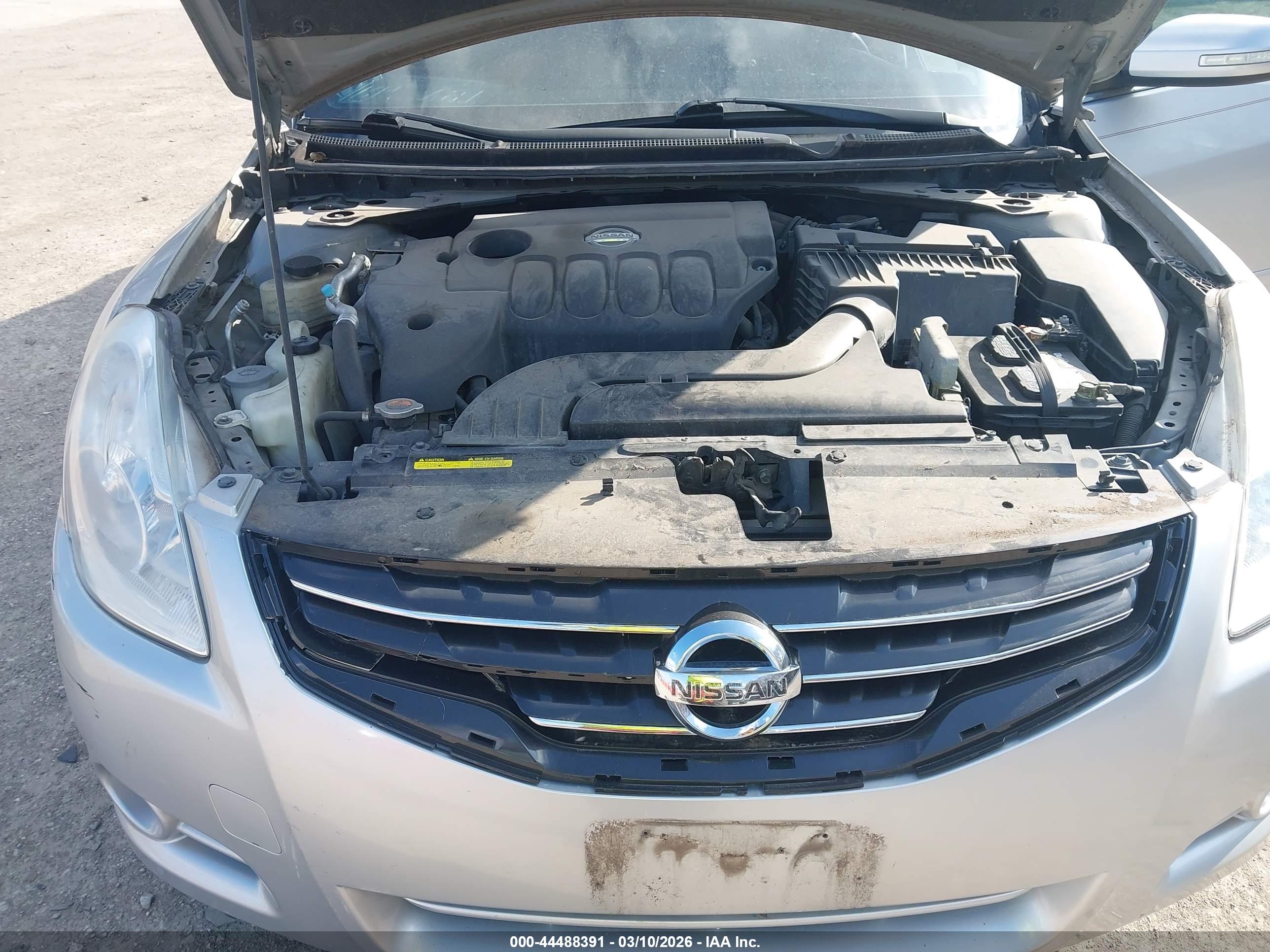 NISSAN ALTIMA image 10